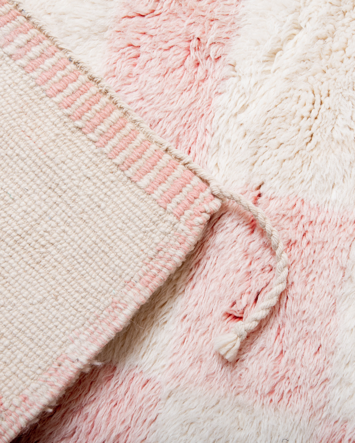 Modern, designer, handcrafted 100% sheep’s wool Berber rug from Morocco. Beni M’rirt carpet with beautiful colours and patterns and fluffy wool texture. 