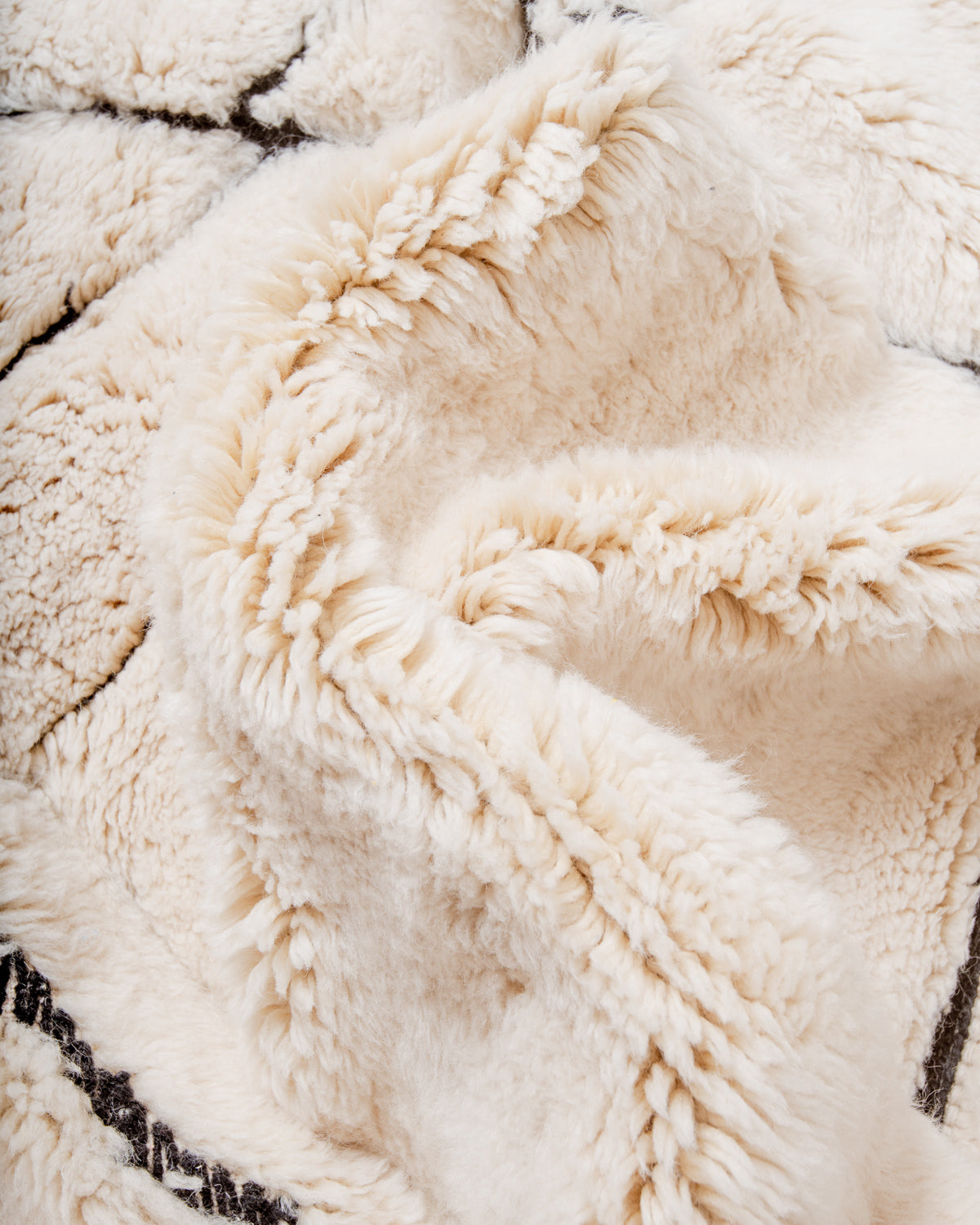 Modern, designer, handcrafted 100% sheep’s wool Berber rug from Morocco. Beni M’rirt carpet with beautiful colours and patterns and fluffy wool texture. 