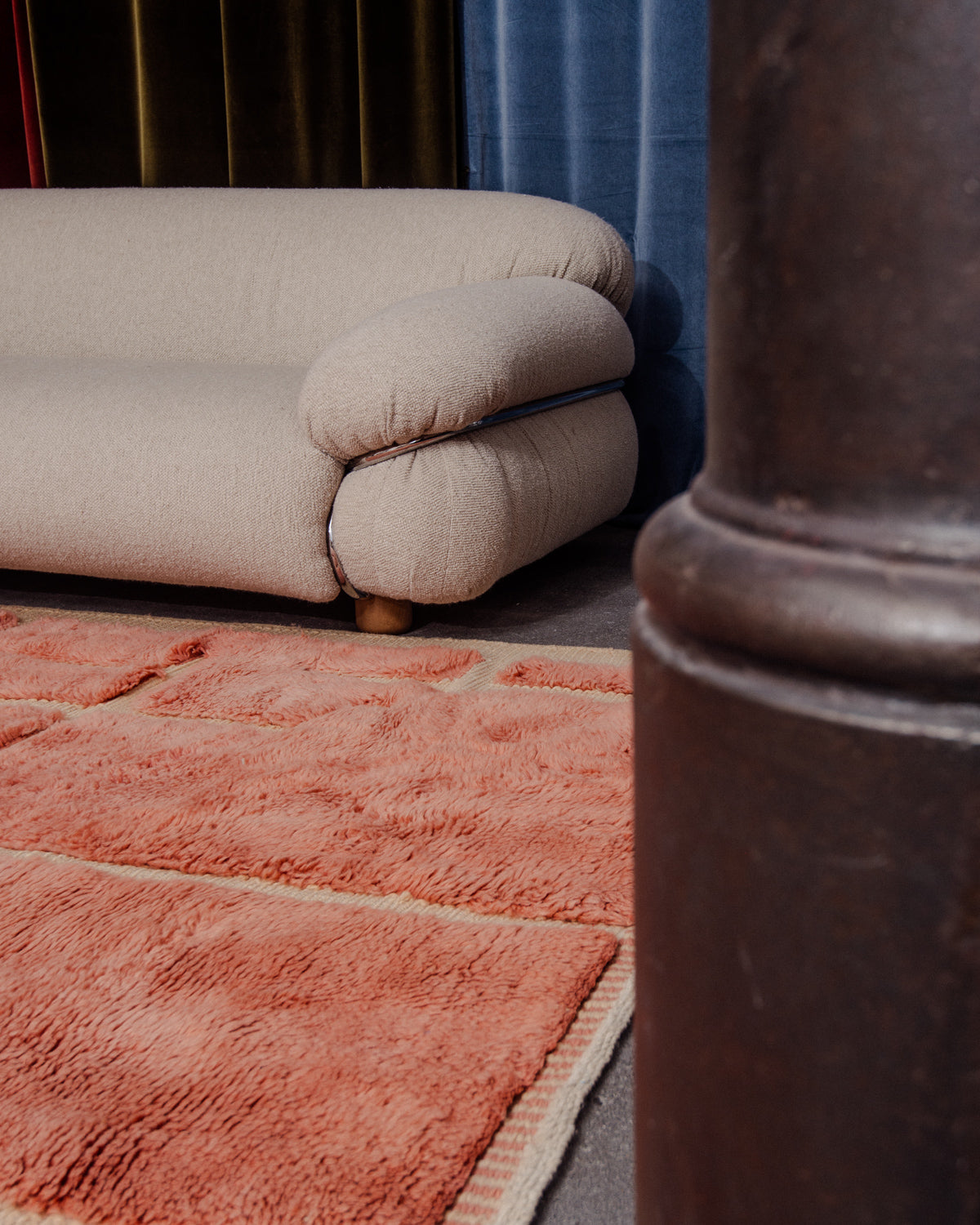 Modern, designer, handcrafted 100% sheep’s wool Berber rug from Morocco. Beni M’rirt carpet with beautiful colours and patterns and fluffy wool texture. 