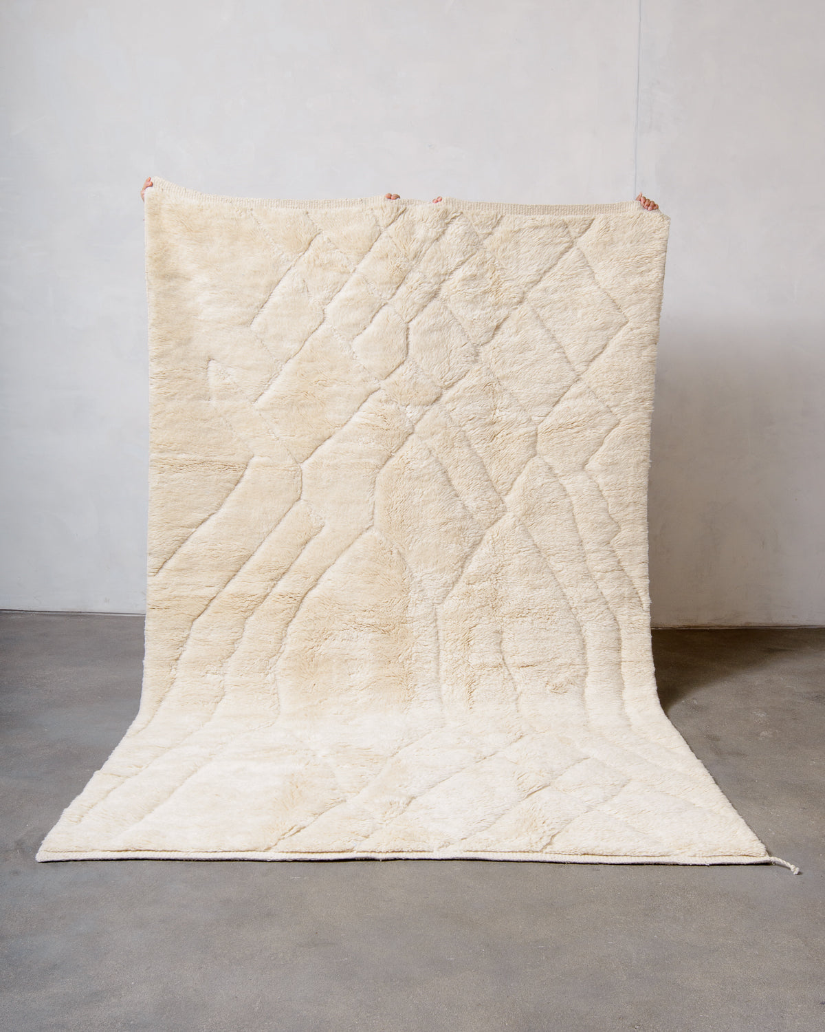 Modern, designer, handcrafted 100% sheep’s wool Berber rug from Morocco. Beni M’rirt carpet with beautiful colours and patterns and fluffy wool texture. 