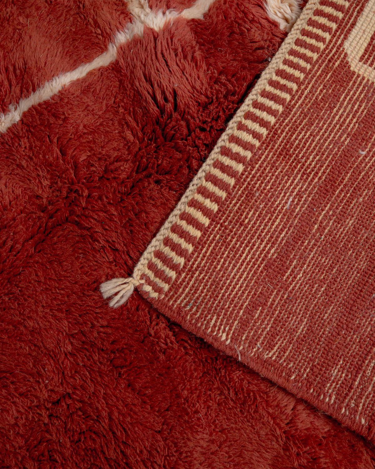 Modern, designer, handcrafted 100% sheep’s wool Berber rug from Morocco. Beni M’rirt carpet with beautiful colours and patterns and fluffy wool texture.