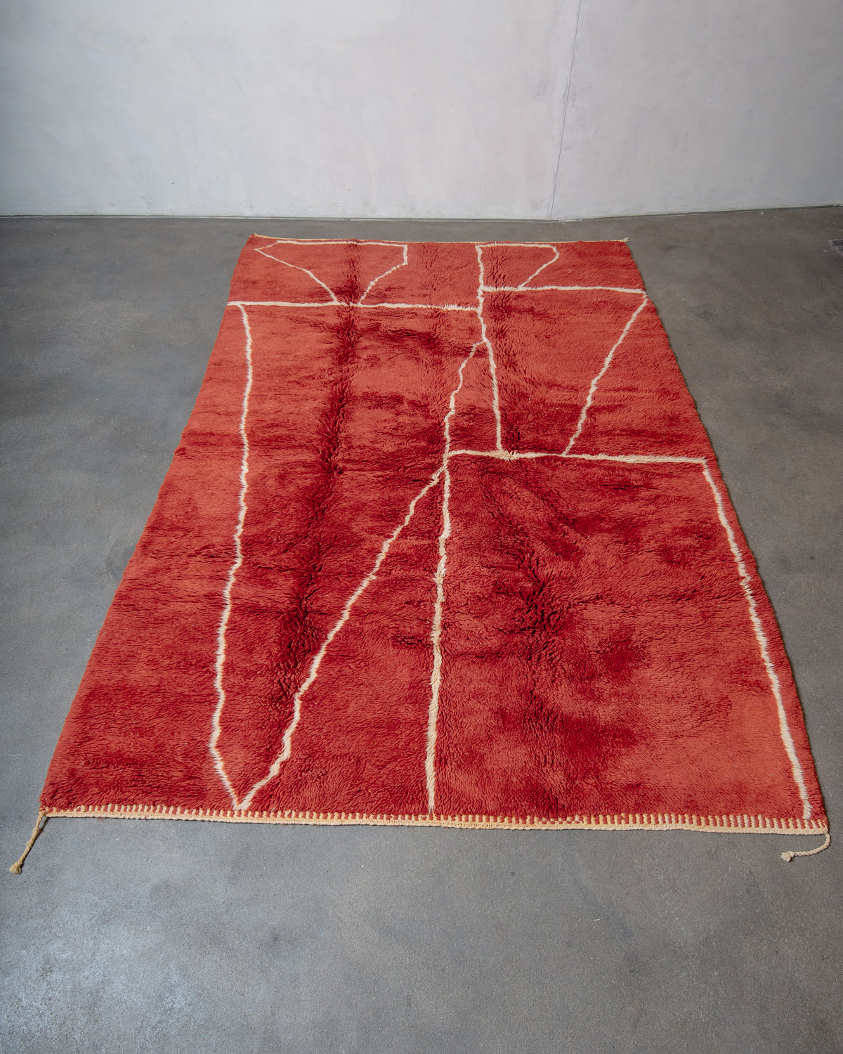 Modern, designer, handcrafted 100% sheep’s wool Berber rug from Morocco. Beni M’rirt carpet with beautiful colours and patterns and fluffy wool texture.