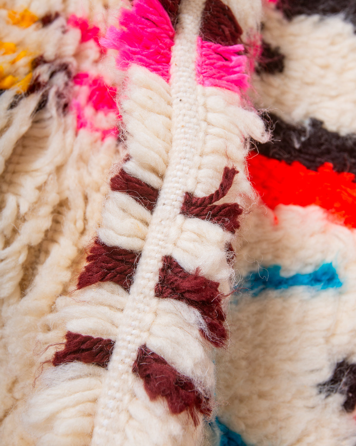 Modern designer handcrafted Berber rug from Morocco. Azilal rug with beautiful colours and patterns. Made of sheep’s wool and colourful cotton.