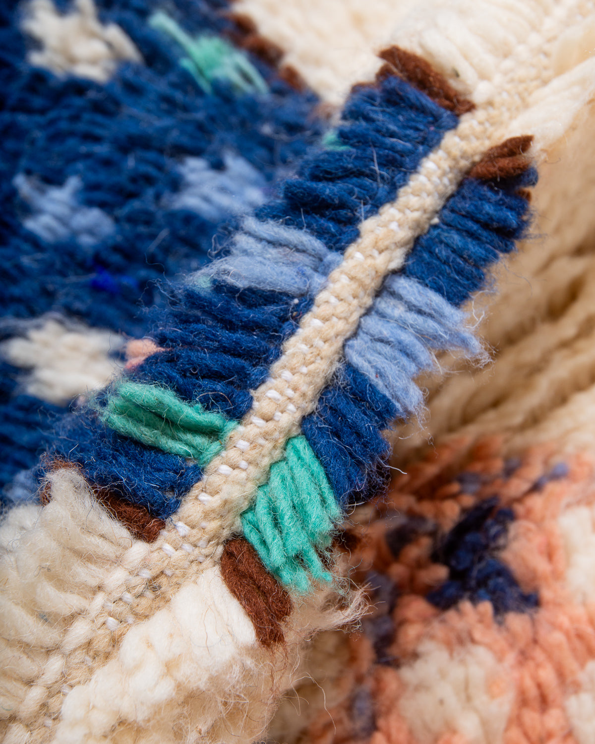 Modern designer handcrafted Berber rug from Morocco. Azilal rug with beautiful colours and patterns. Made of sheep’s wool and colourful cotton.