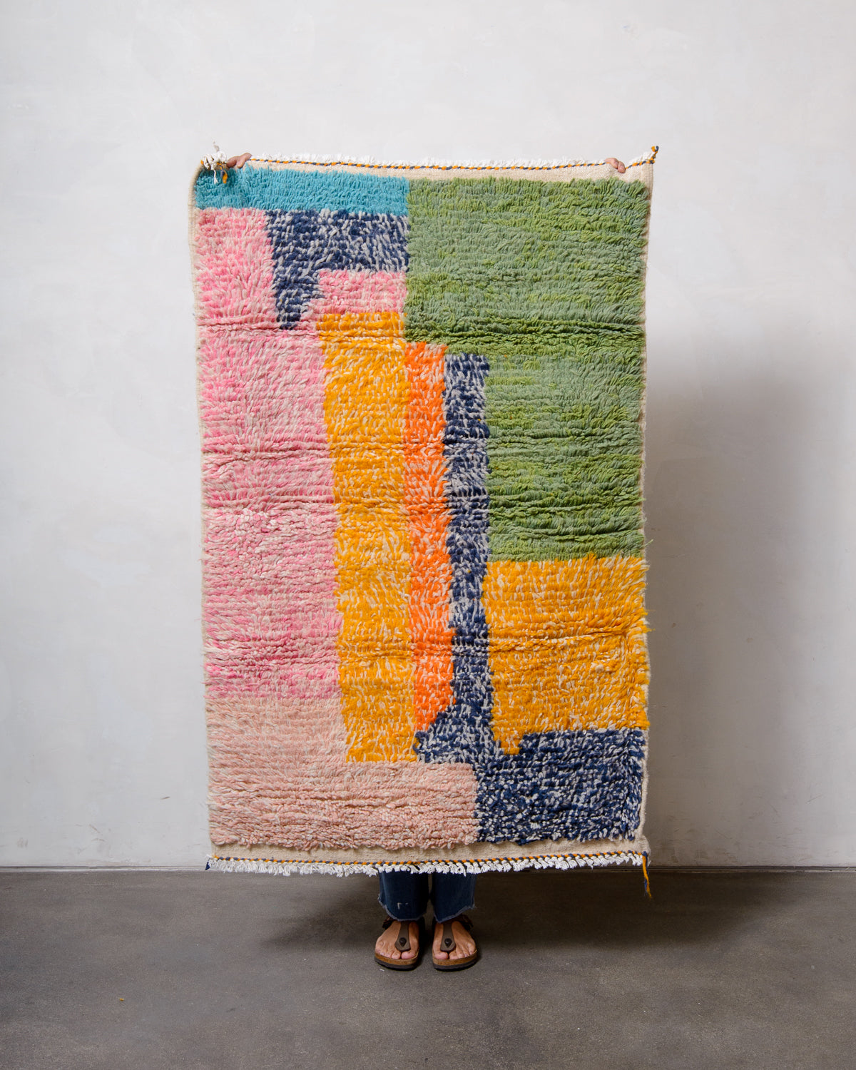Modern designer handcrafted Berber rug from Morocco. Azilal rug with beautiful colours and patterns. Made of sheep’s wool and colourful cotton.