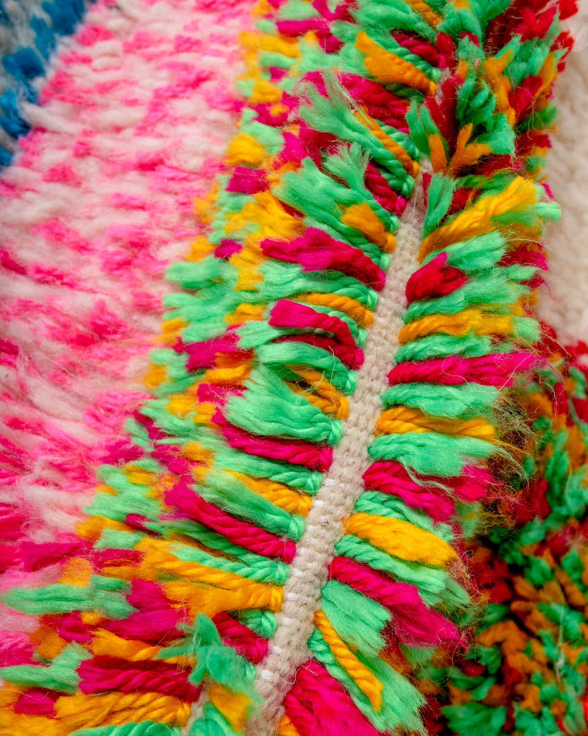 Modern designer handcrafted Berber rug from Morocco. Azilal rug with beautiful colors and patterns. Made of sheep’s wool and colourful cotton.