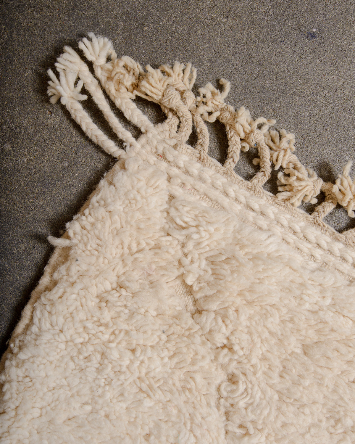 Modern, designer, handcrafted Berber rug from Morocco. Beniourain carpet with minimalist design, natural wool pile and a fluffy texture.