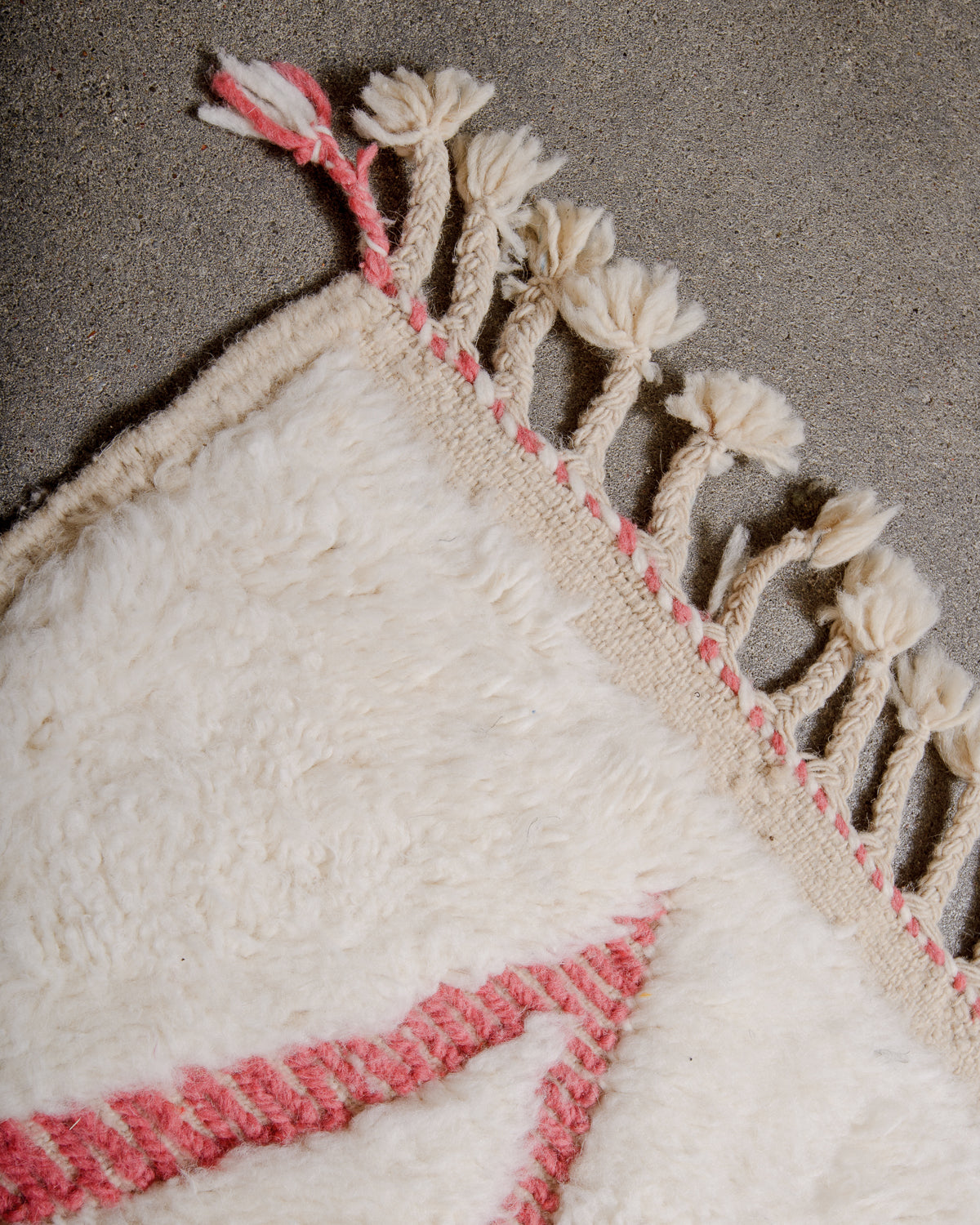 Modern, designer, handcrafted Berber rug from Morocco. Beniourain carpet with minimalist design, natural wool pile and a fluffy texture.