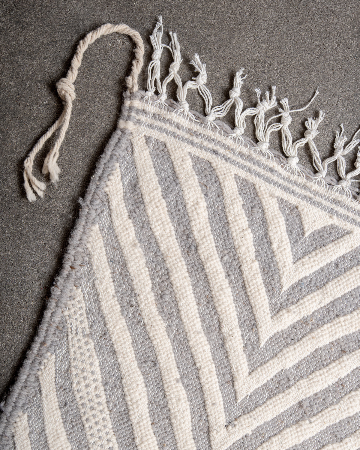 Modern, designer, handcrafted Berber rug from Morocco. Kelim carpet with beautiful designs and robust flat weave. 100% wool.