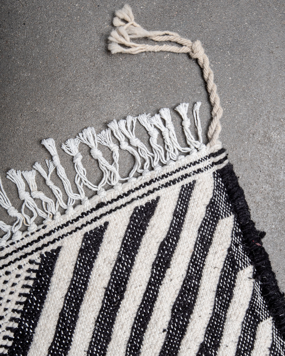 Modern, designer, handcrafted Berber rug from Morocco. Kelim carpet with beautiful designs and robust flat weave. 100% wool.