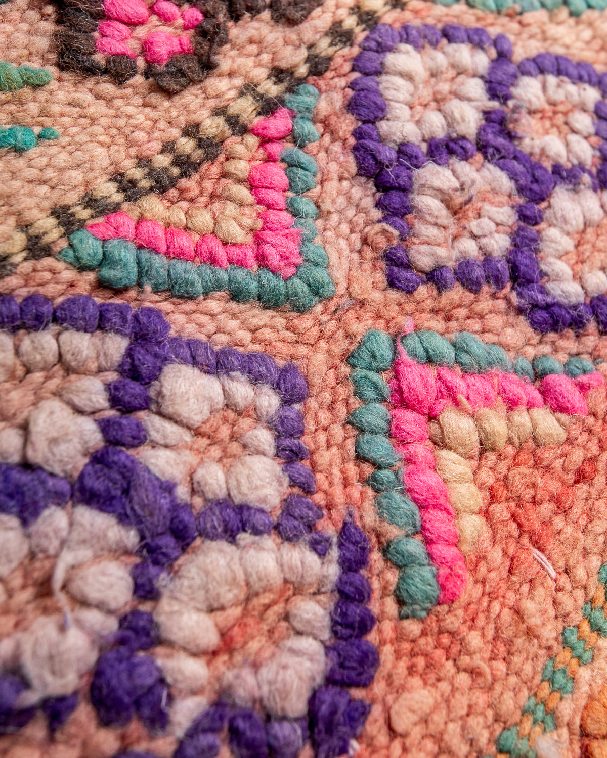 Modern, designer, handcrafted Berber rug from Morocco. Vintage Kelim carpet with beautiful designs and robust flat weave out of wool.