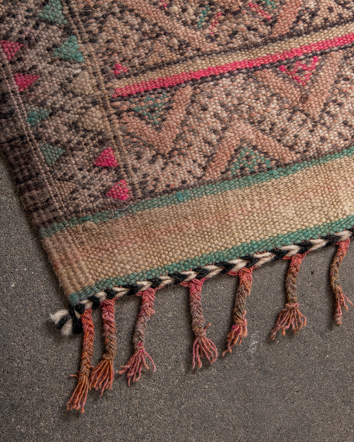 Modern, designer, handcrafted Berber rug from Morocco. Vintage Kelim carpet with beautiful designs and robust flat weave out of wool.