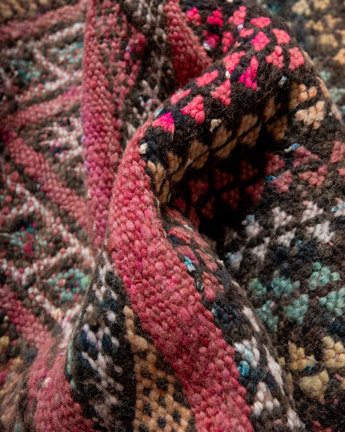 Modern, designer, handcrafted Berber rug from Morocco. Vintage Kelim carpet with beautiful designs and robust flat weave out of wool.