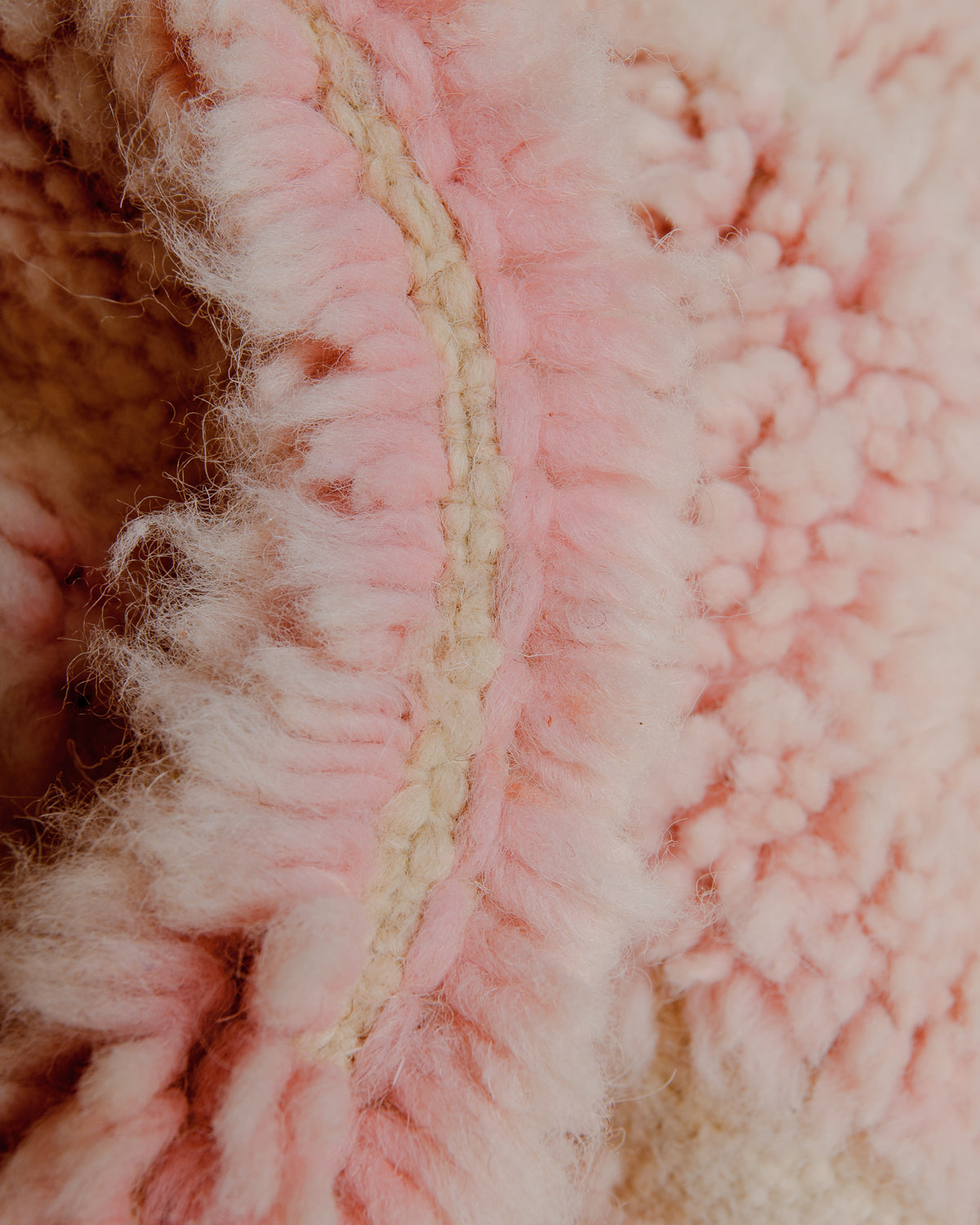 Close up of rug showing the type of knots and density of wool.