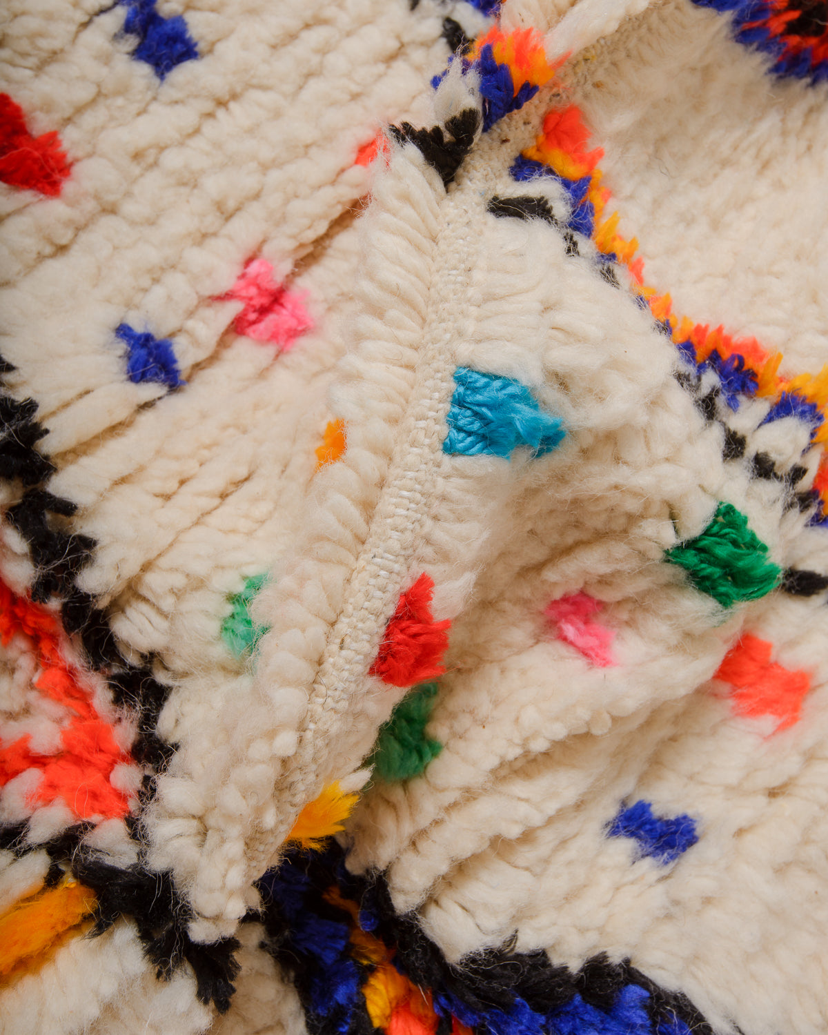 Detail of Azilal rug showing the fluffy wool and the spacing between the rows.