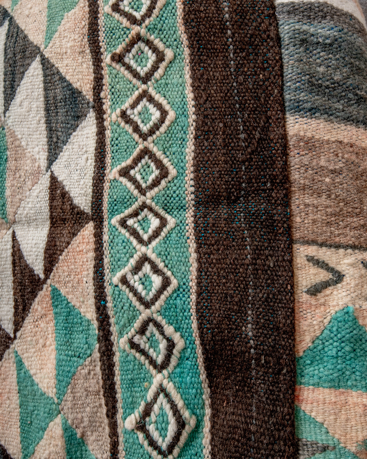 Vintage, handcrafted Berber floor cushion from Morocco. Kelim pouf with beautiful designs and robust flat weave. 100% wool.