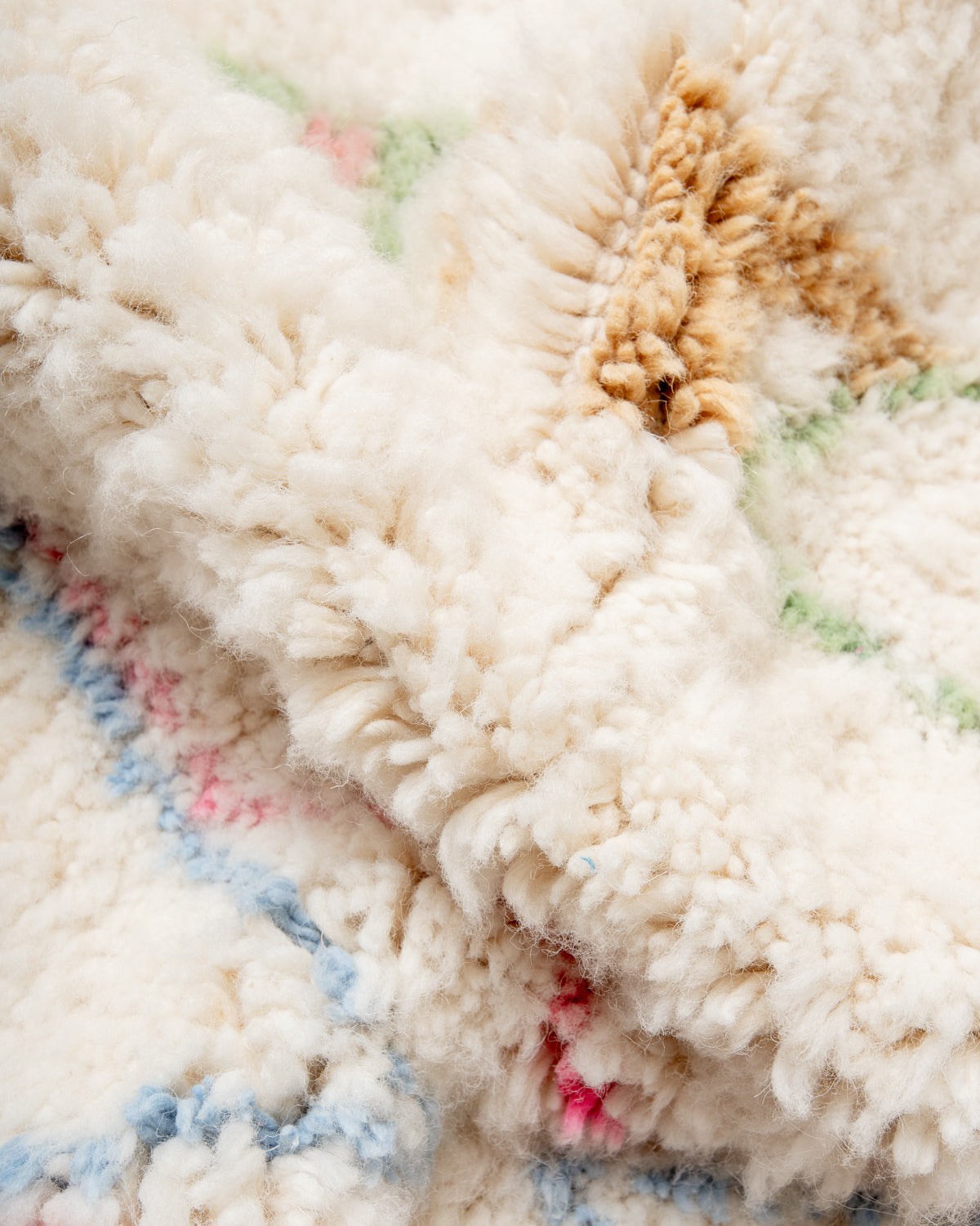 Modern, designer, handcrafted Berber rug from Morocco. Beniourain carpet with minimalist design, natural wool pile and a fluffy texture.