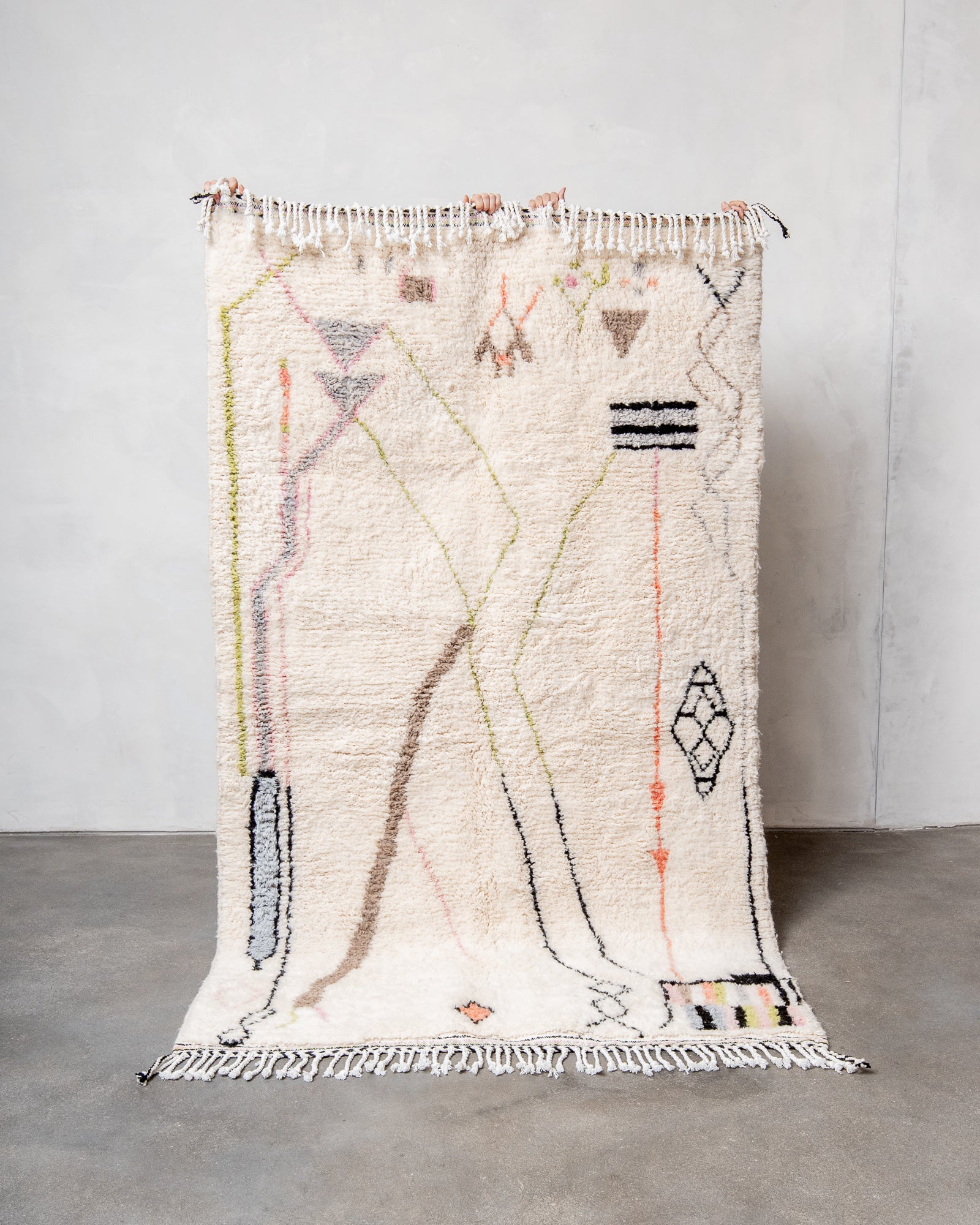 Modern, designer, handcrafted Berber rug from Morocco. Beniourain carpet with minimalist design, natural wool pile and a fluffy texture.