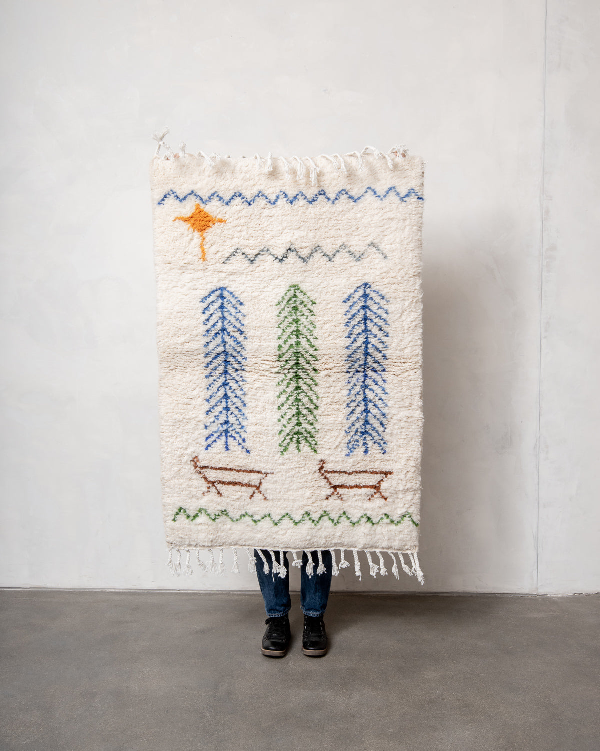 Modern, designer, handcrafted Berber rug from Morocco. Beniourain carpet with minimalist design, natural wool pile and a fluffy texture.