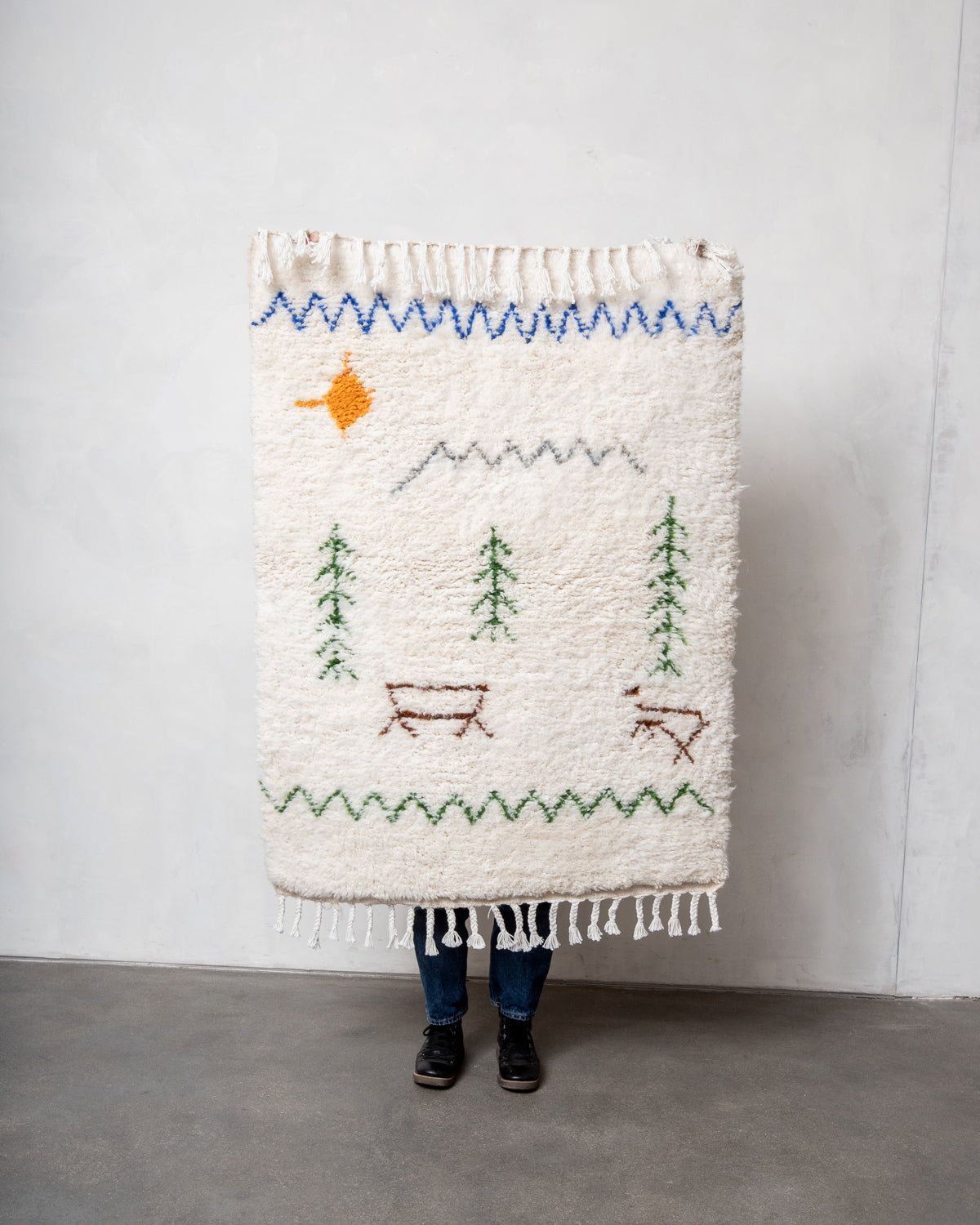 Modern, designer, handcrafted Berber rug from Morocco. Beniourain carpet with minimalist design, natural wool pile and a fluffy texture.