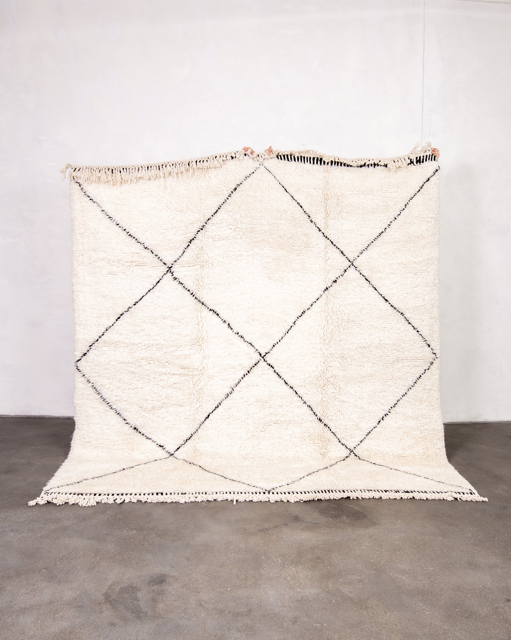 Modern designer handcrafted Berber rug from morocco Beniourain with beautiful colors and patterns