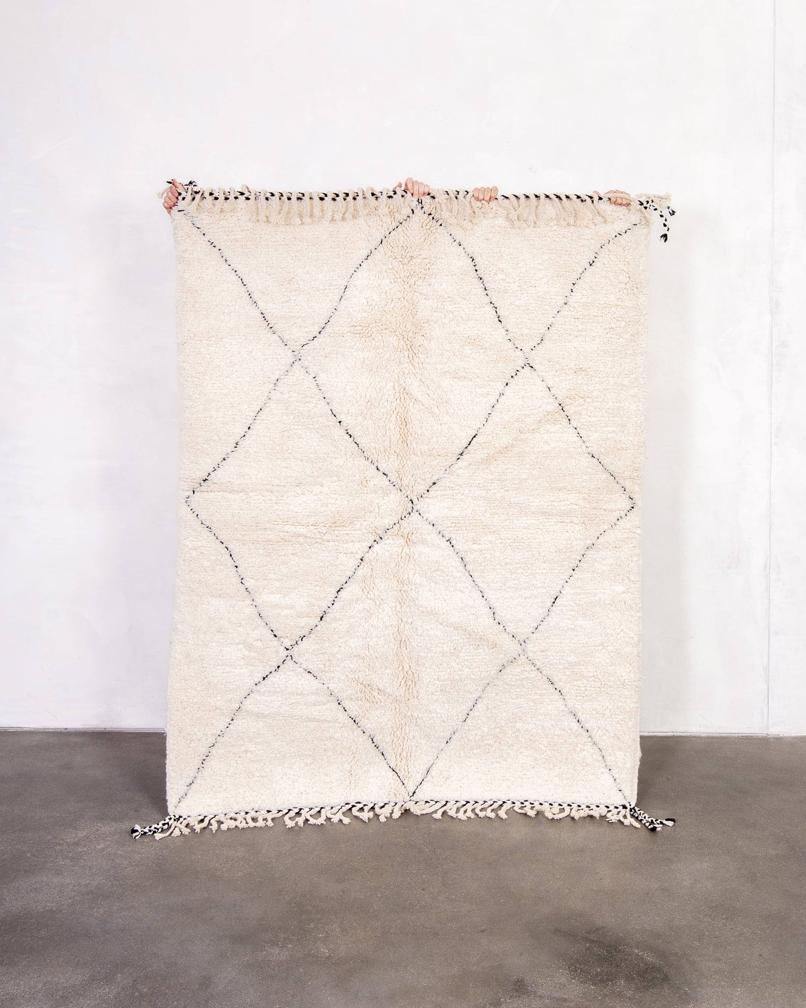 Modern designer handcrafted Berber rug from morocco Beniourain with beautiful colors and patterns