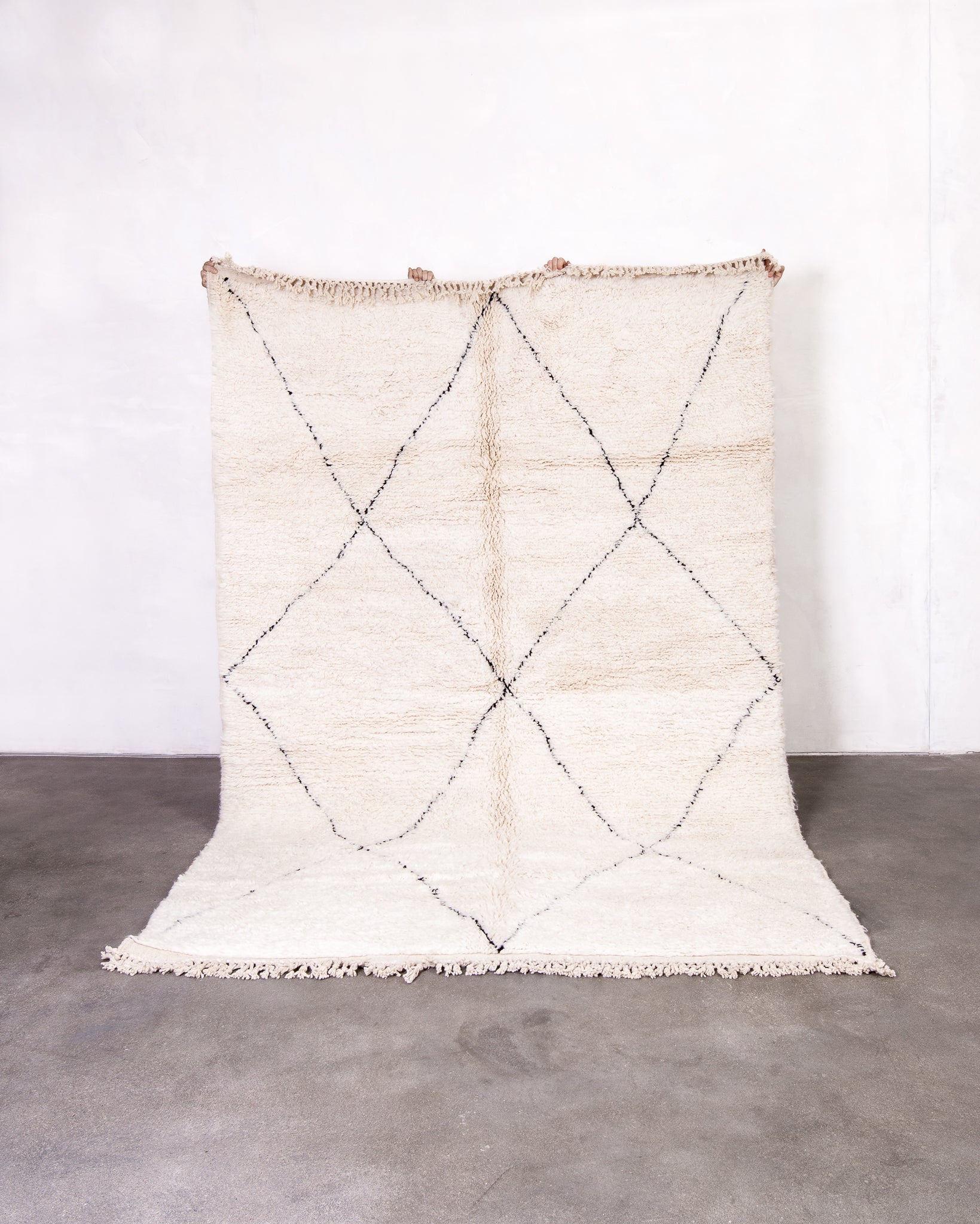 Modern designer handcrafted Berber rug from morocco Beniourain with beautiful colors and patterns