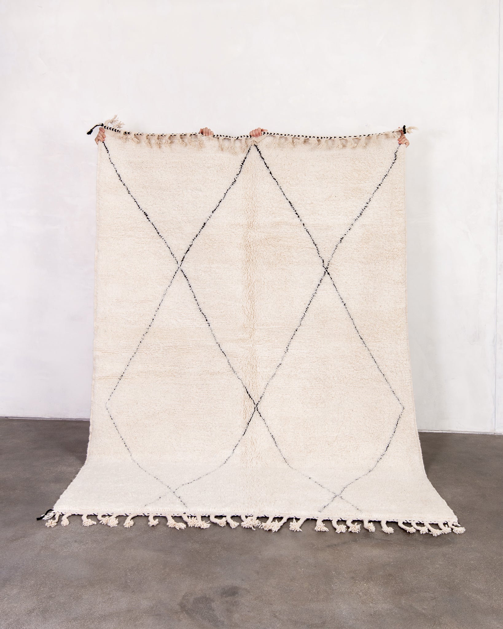 Modern designer handcrafted Berber rug from morocco Beniourain with beautiful colors and patterns