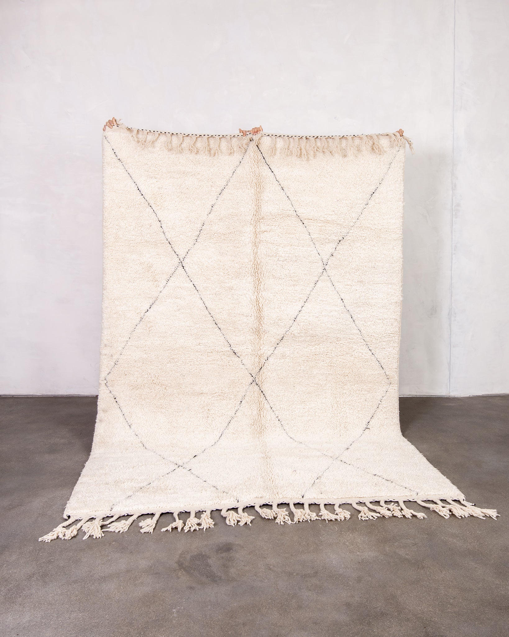 Modern designer handcrafted Berber rug from morocco Beniourain with beautiful colors and patterns