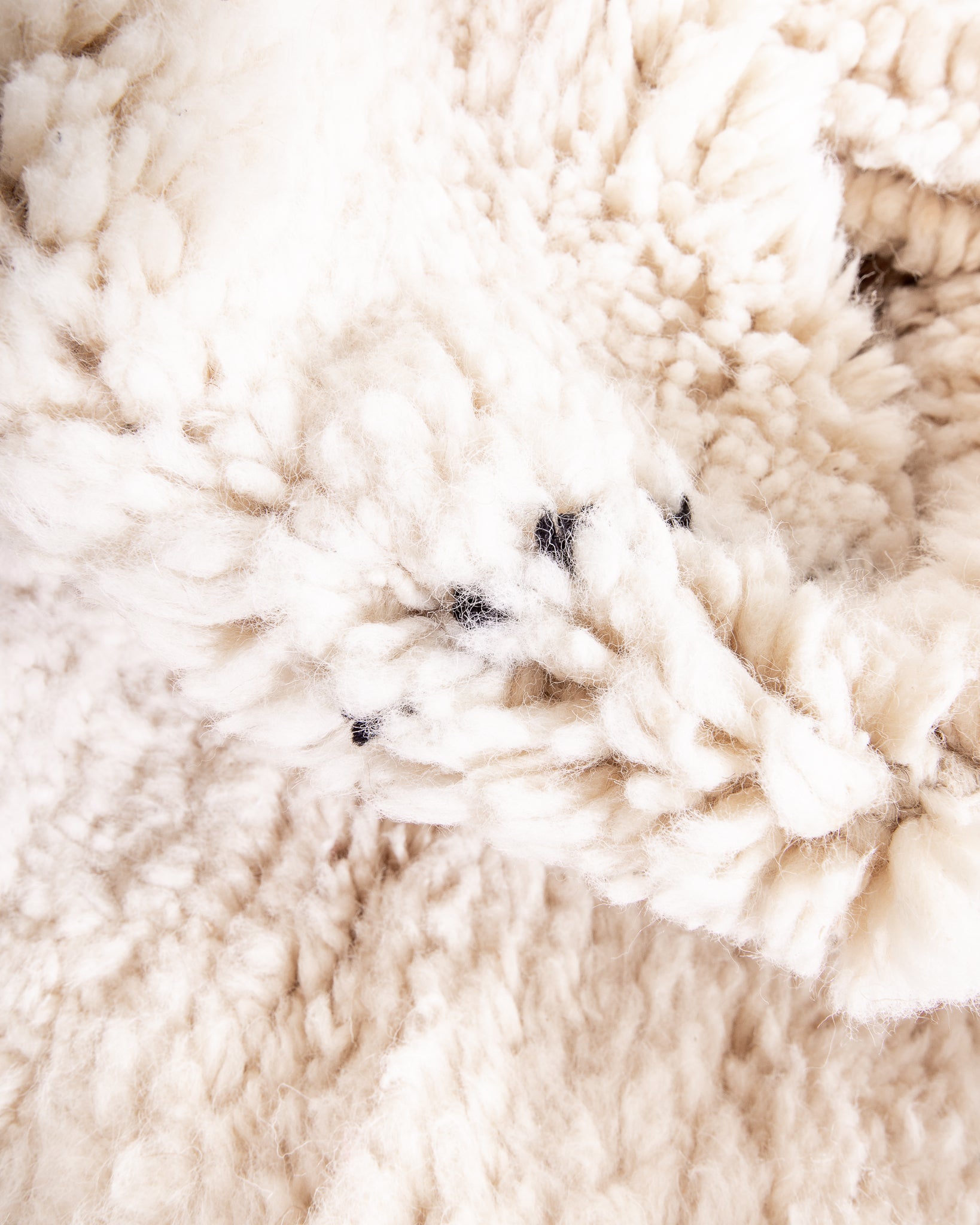 Modern designer handcrafted Berber rug from morocco Beniourain with beautiful colors and patterns