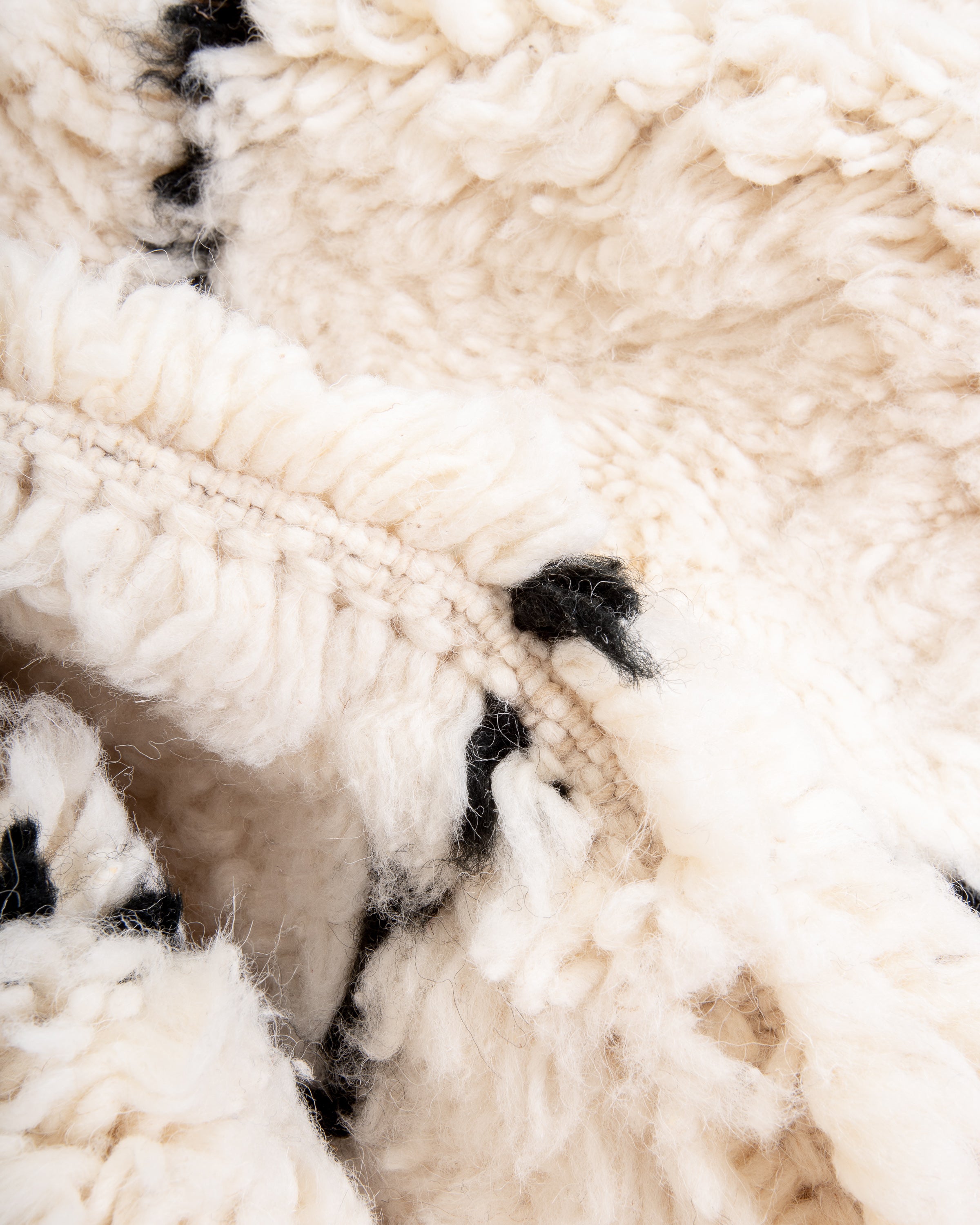 Modern designer handcrafted Berber rug from morocco Beniourain with beautiful colors and patterns