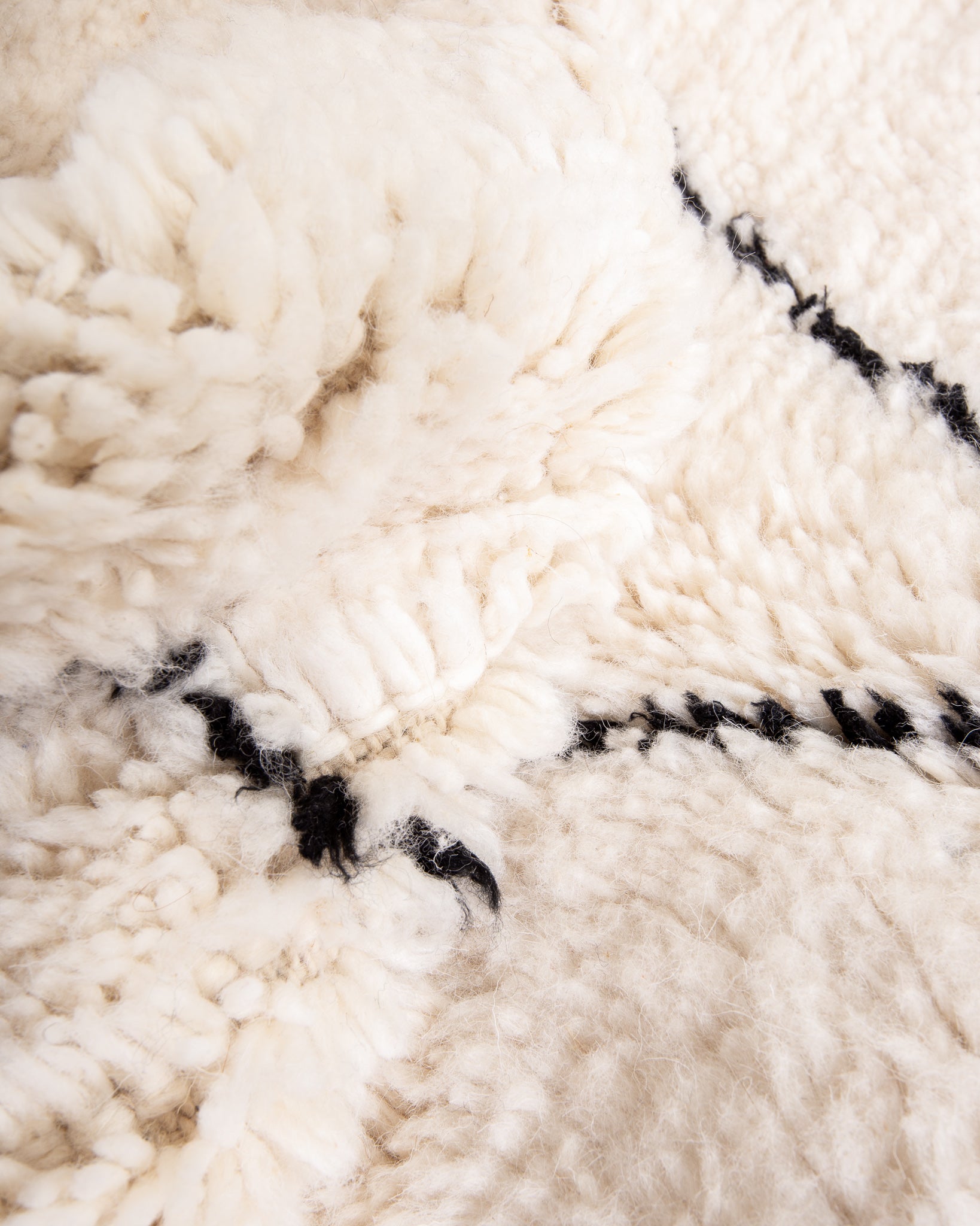 Modern designer handcrafted Berber rug from morocco Beniourain with beautiful colors and patterns