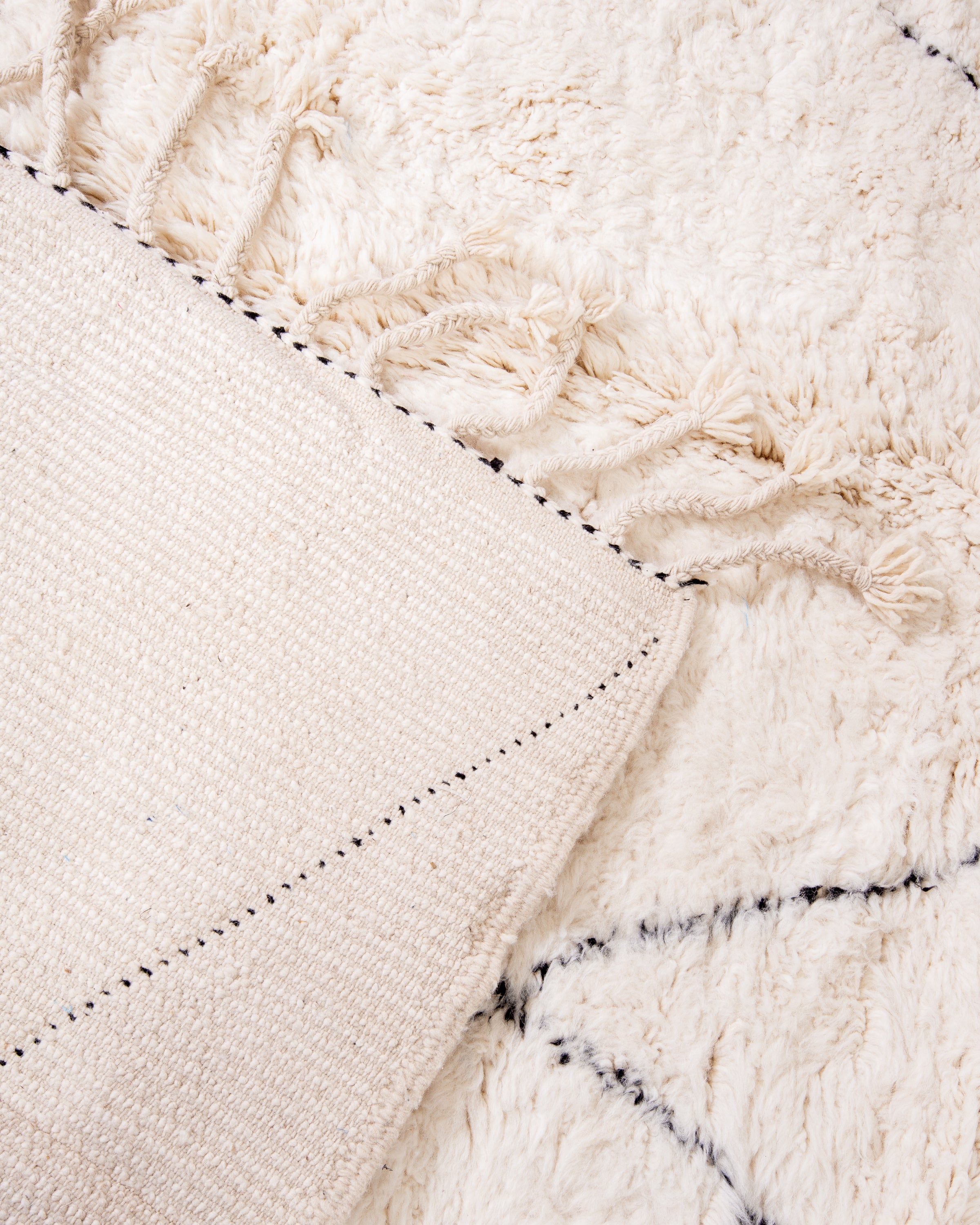 Modern designer handcrafted Berber rug from morocco Beniourain with beautiful colors and patterns