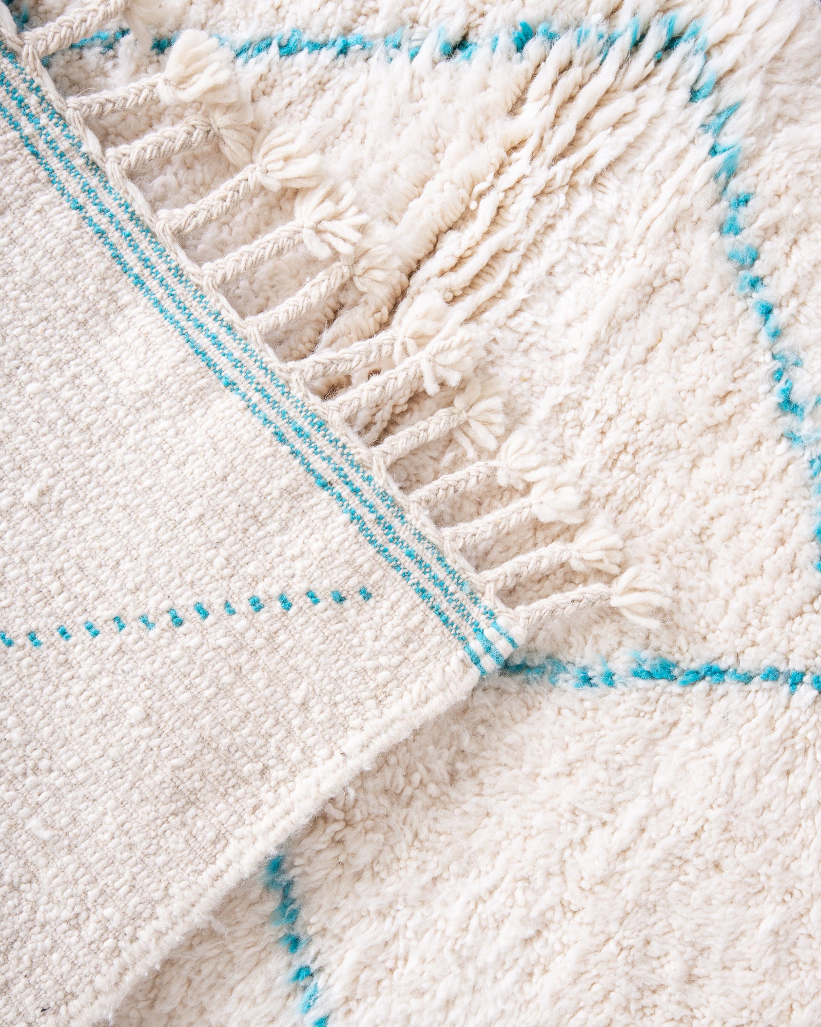 Modern designer handcrafted Berber rug from morocco Beniourain with beautiful colors and patterns