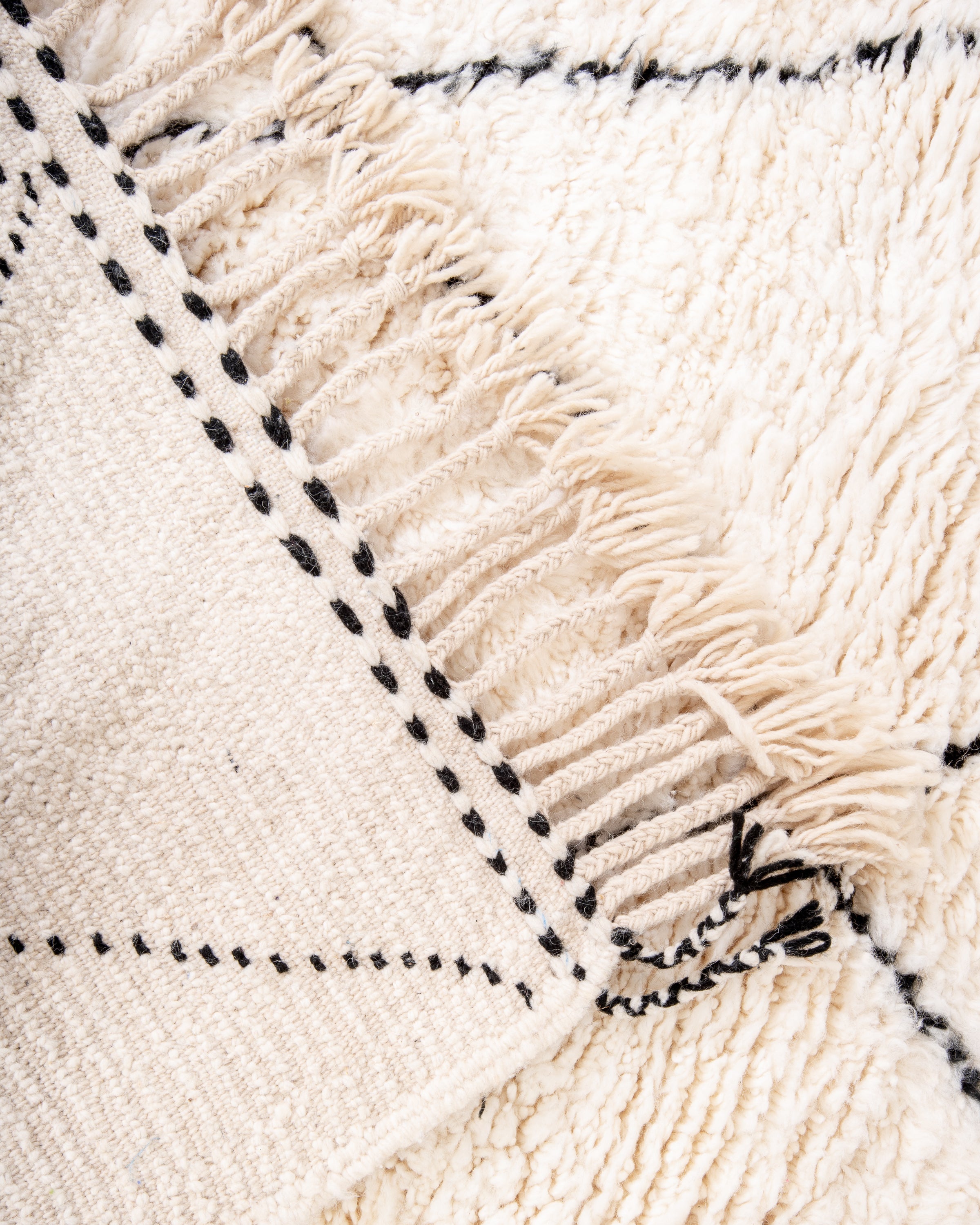 Modern designer handcrafted Berber rug from morocco Beniourain with beautiful colors and patterns