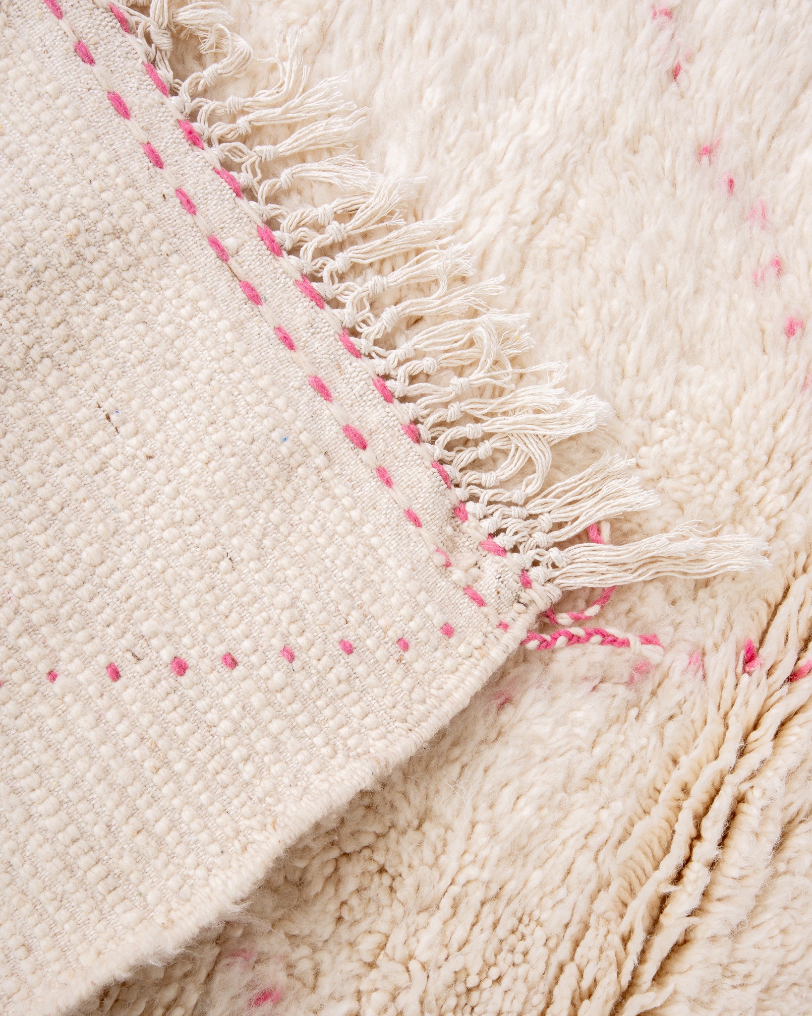 Modern designer handcrafted Berber rug from morocco Beniourain with beautiful colors and patterns