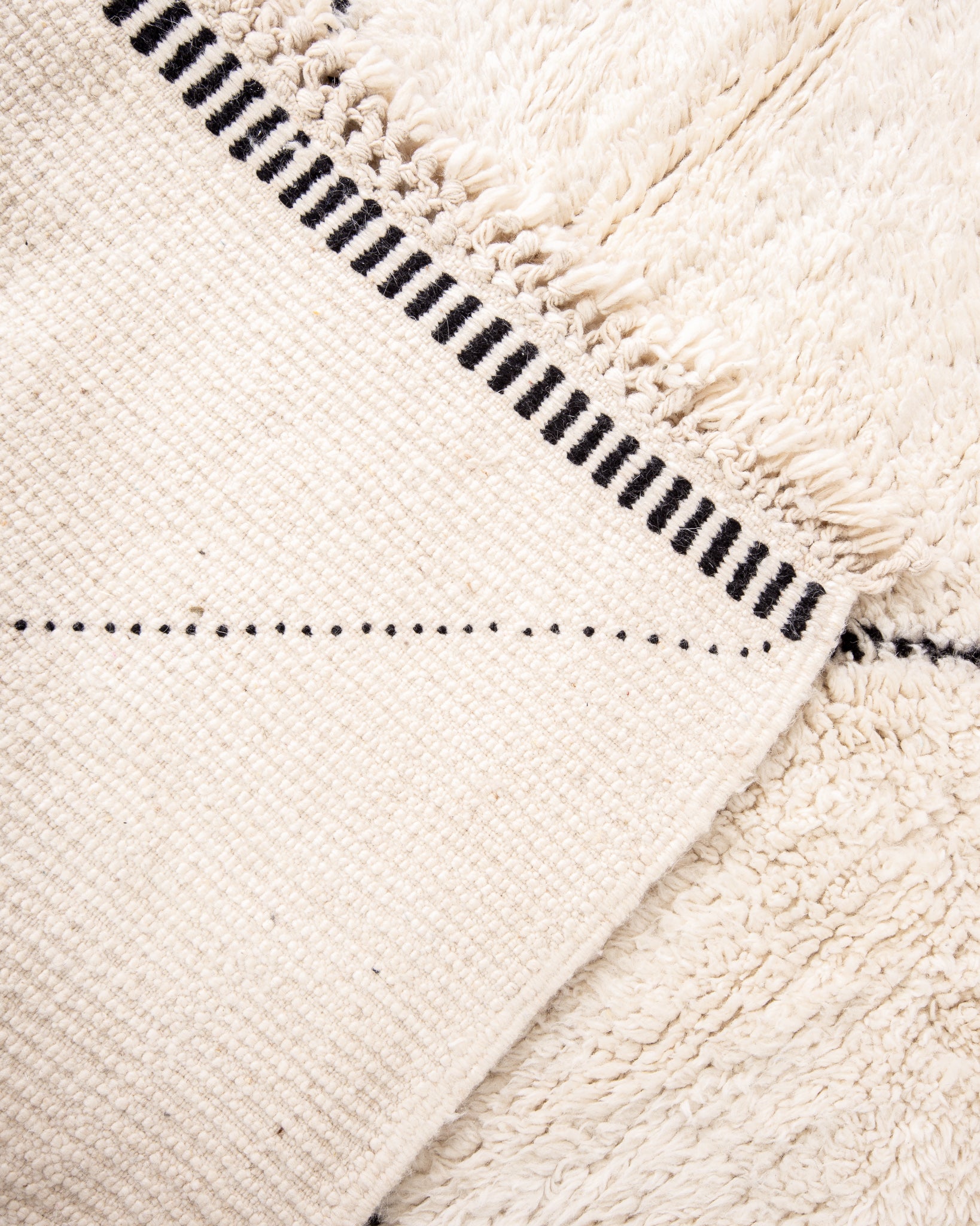 Modern designer handcrafted Berber rug from morocco Beniourain with beautiful colors and patterns