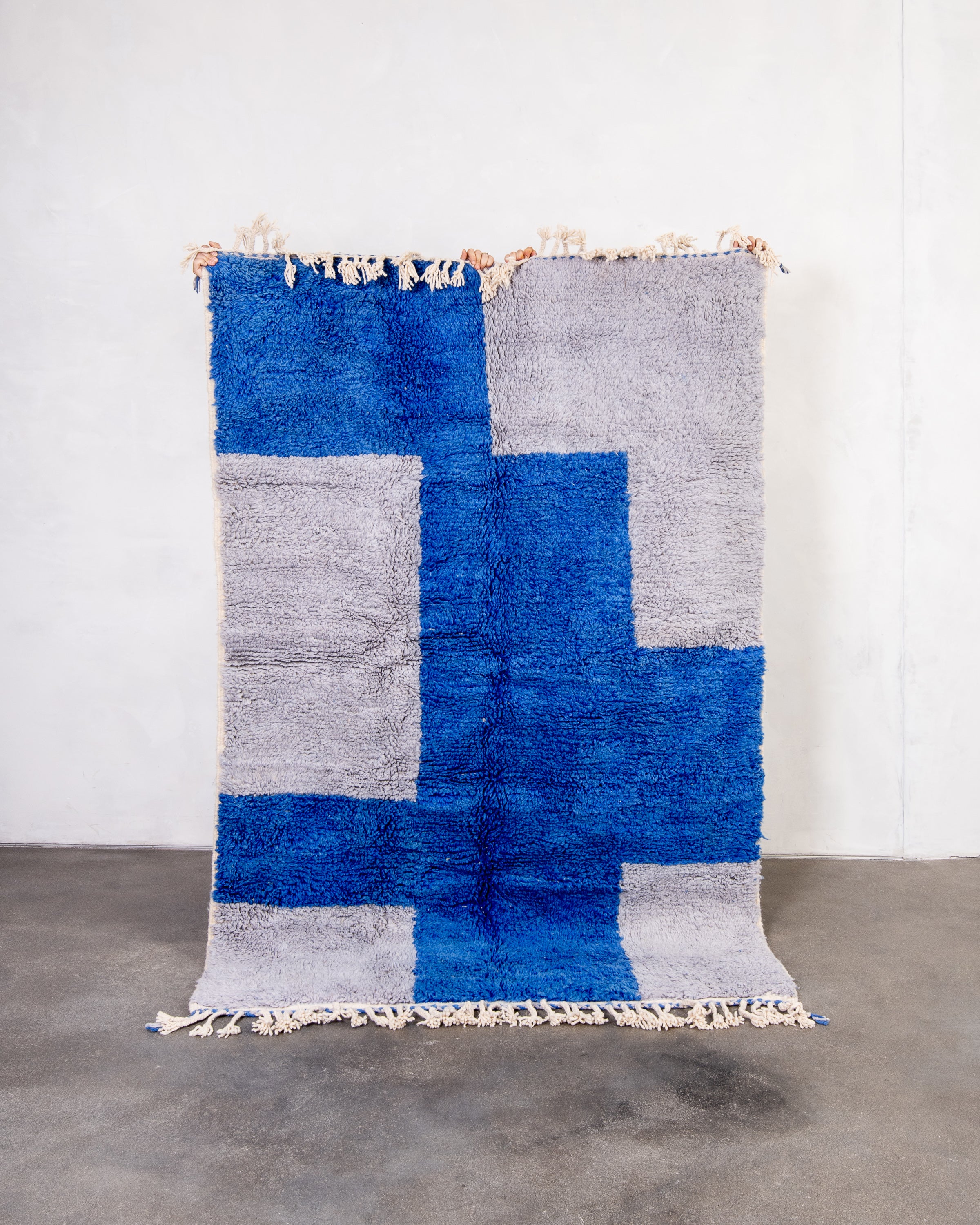 Modern designer handcrafted Berber rug from morocco Beniourain with beautiful colors and patterns