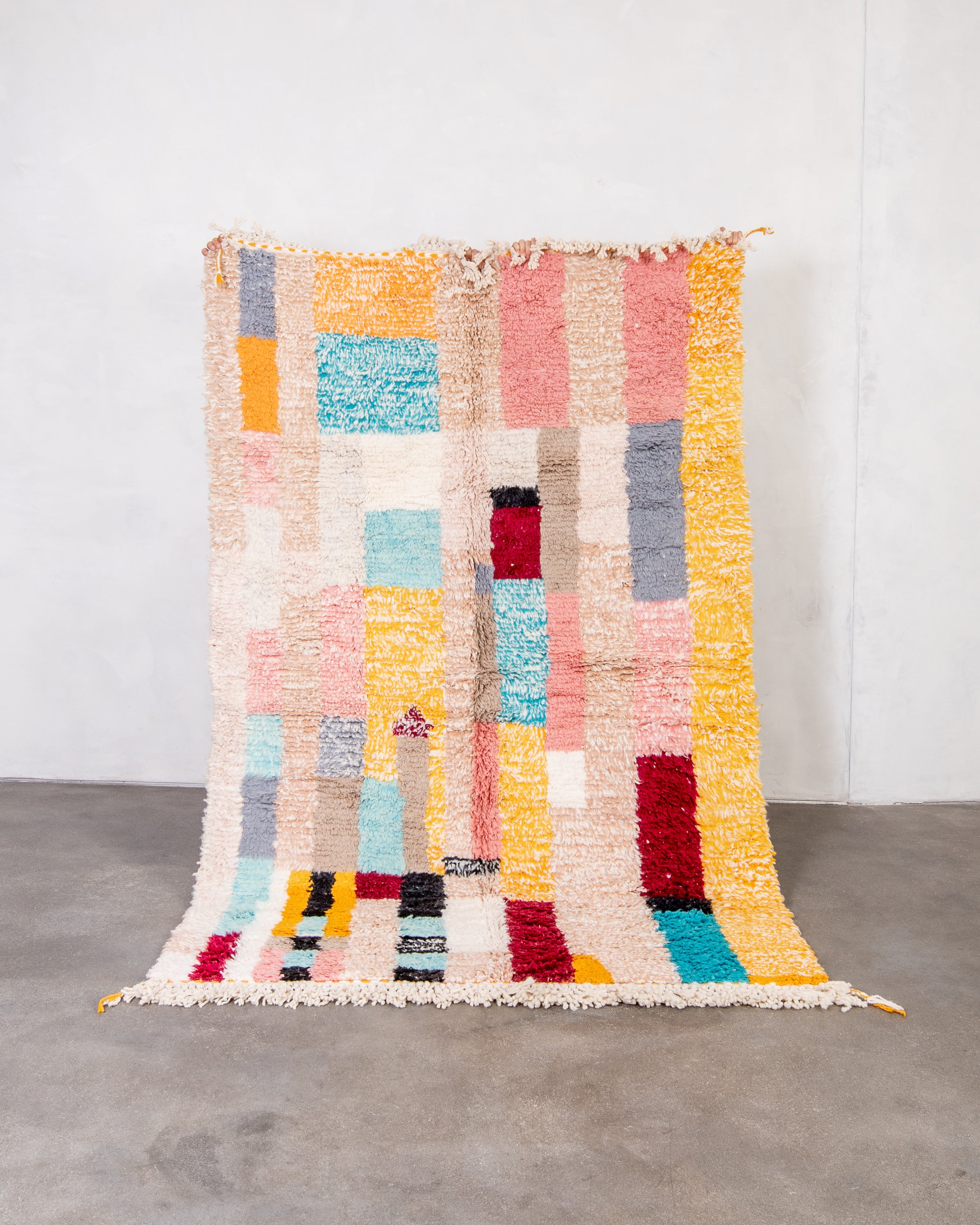 Modern designer handcrafted Berber rug from morocco Beniourain with beautiful colors and patterns