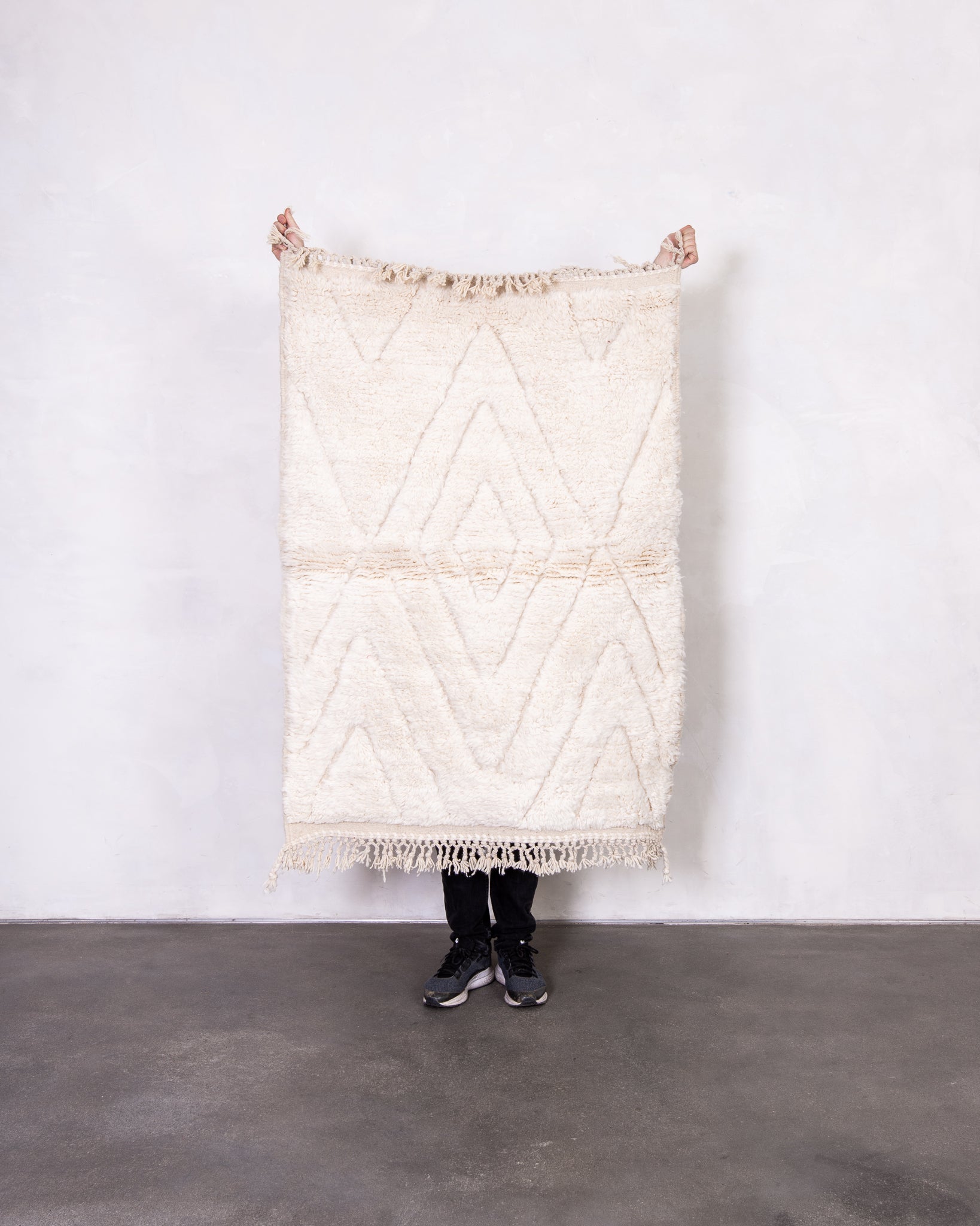 Modern designer handcrafted Berber rug from morocco Beniourain with beautiful colors and patterns