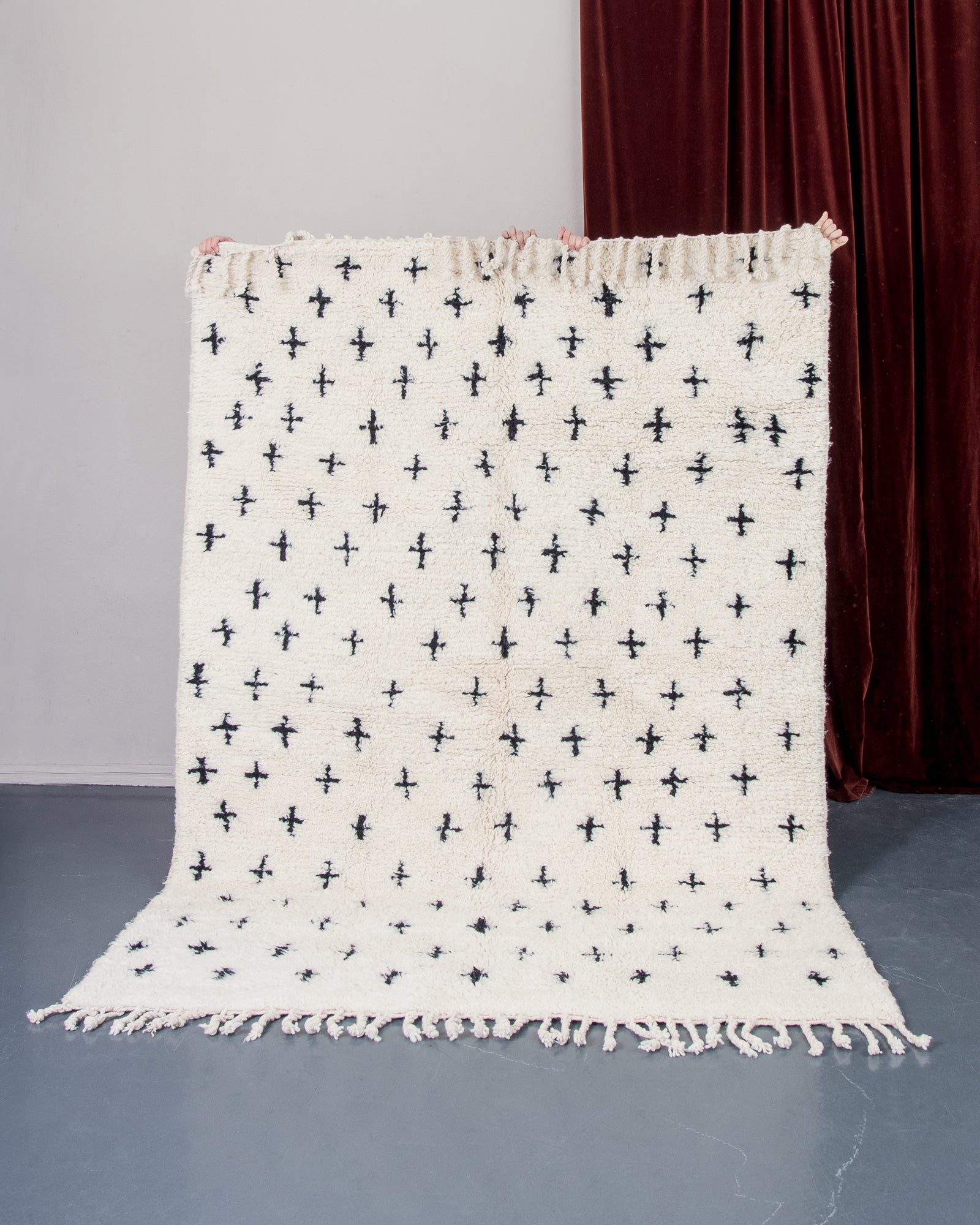 Modern designer handcrafted Berber rug from morocco Beniourain with beautiful colors and patterns