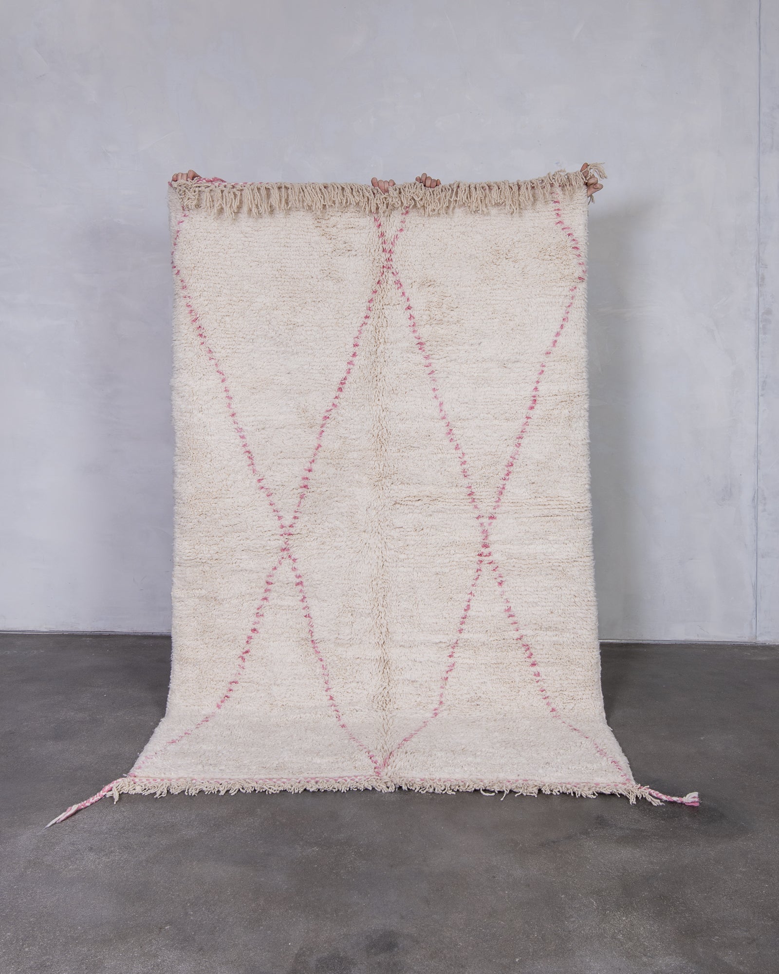 Modern designer handcrafted Berber rug from morocco Beniourain with beautiful colors and patterns