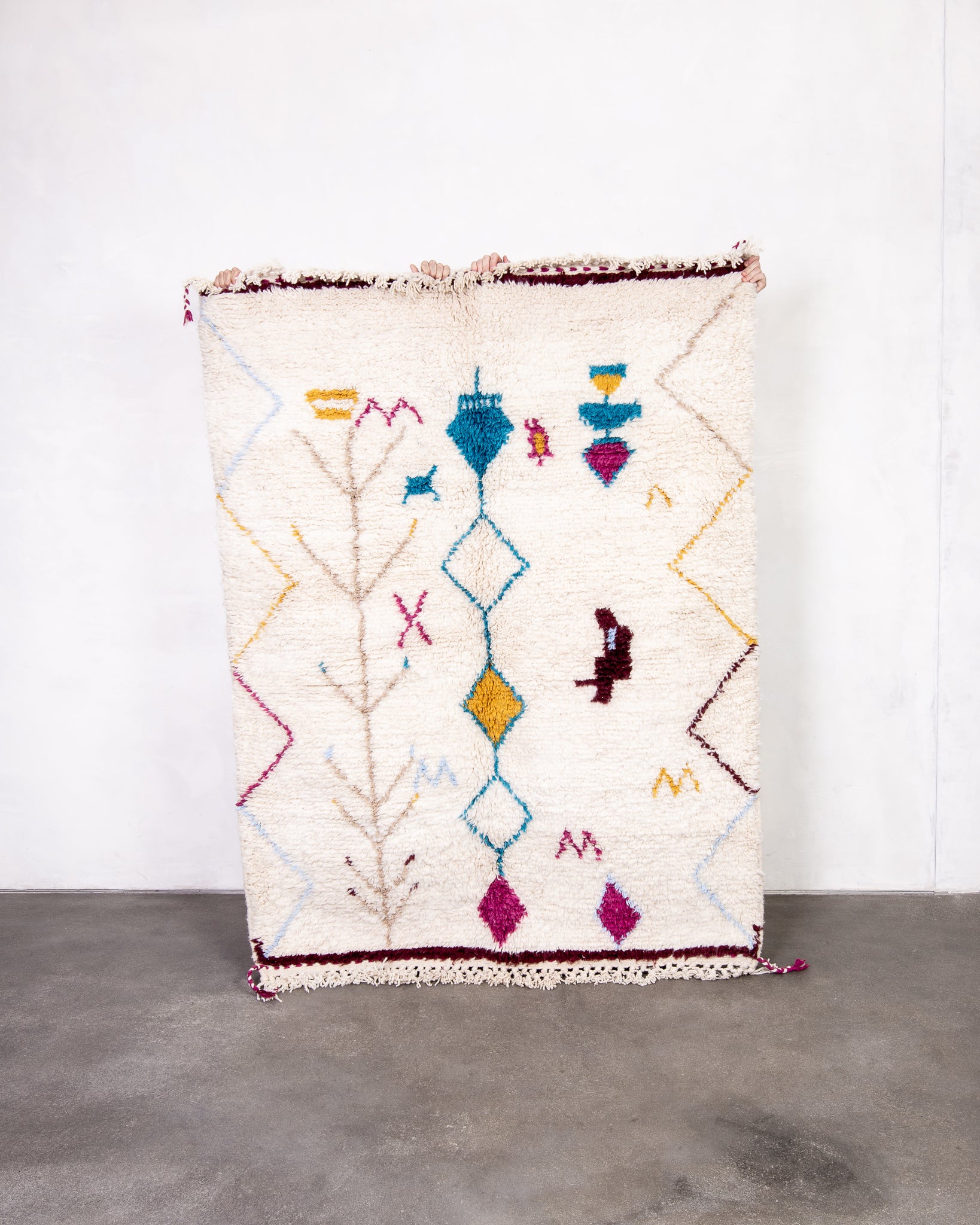 Modern designer handcrafted Berber rug from morocco Beniourain with beautiful colors and patterns