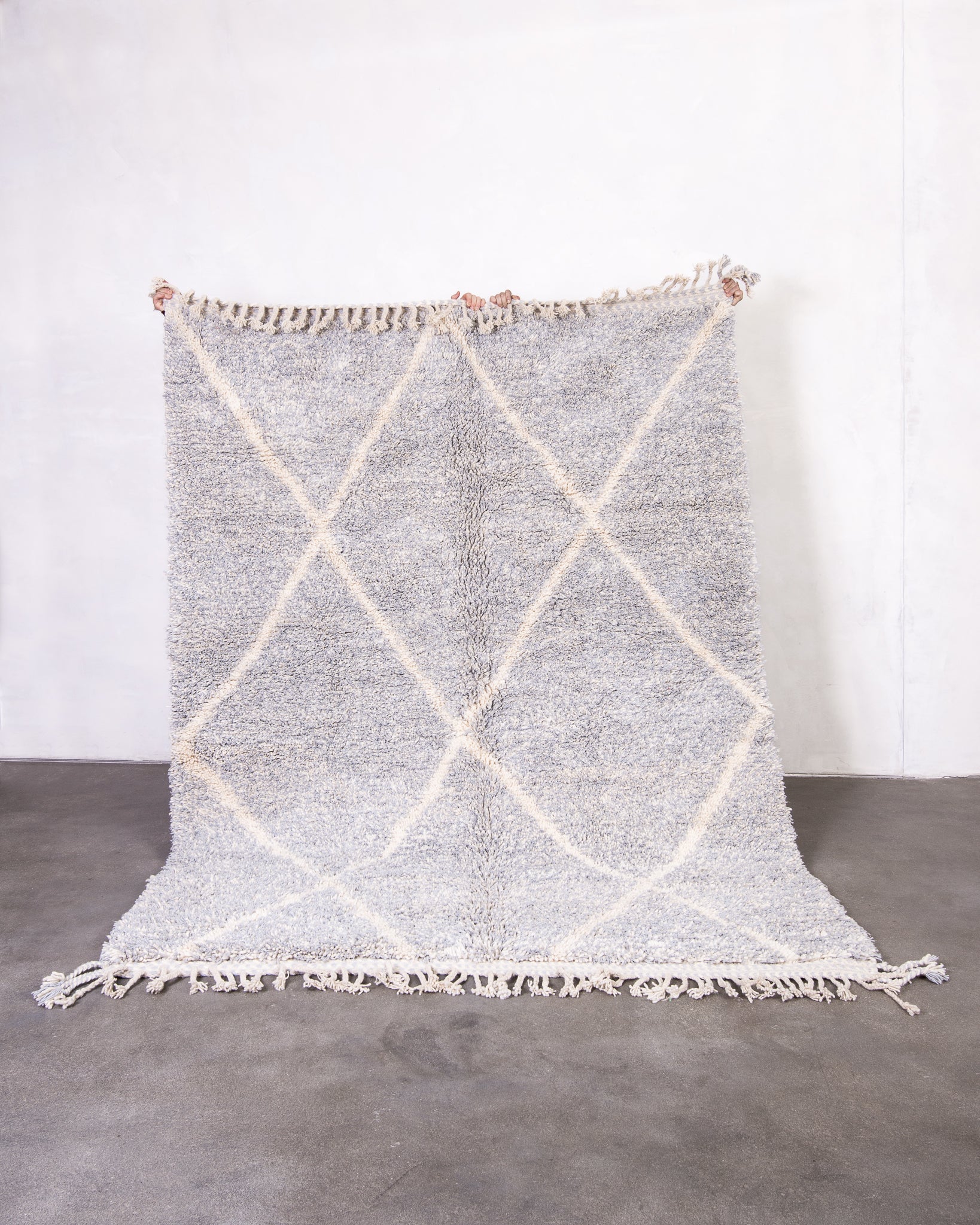 Modern designer handcrafted Berber rug from morocco Beniourain with beautiful colors and patterns