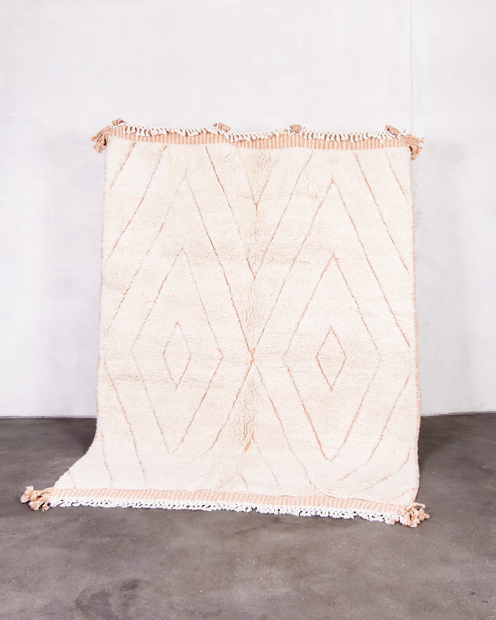 Modern designer handcrafted Berber rug from morocco Beniourain with beautiful colors and patterns