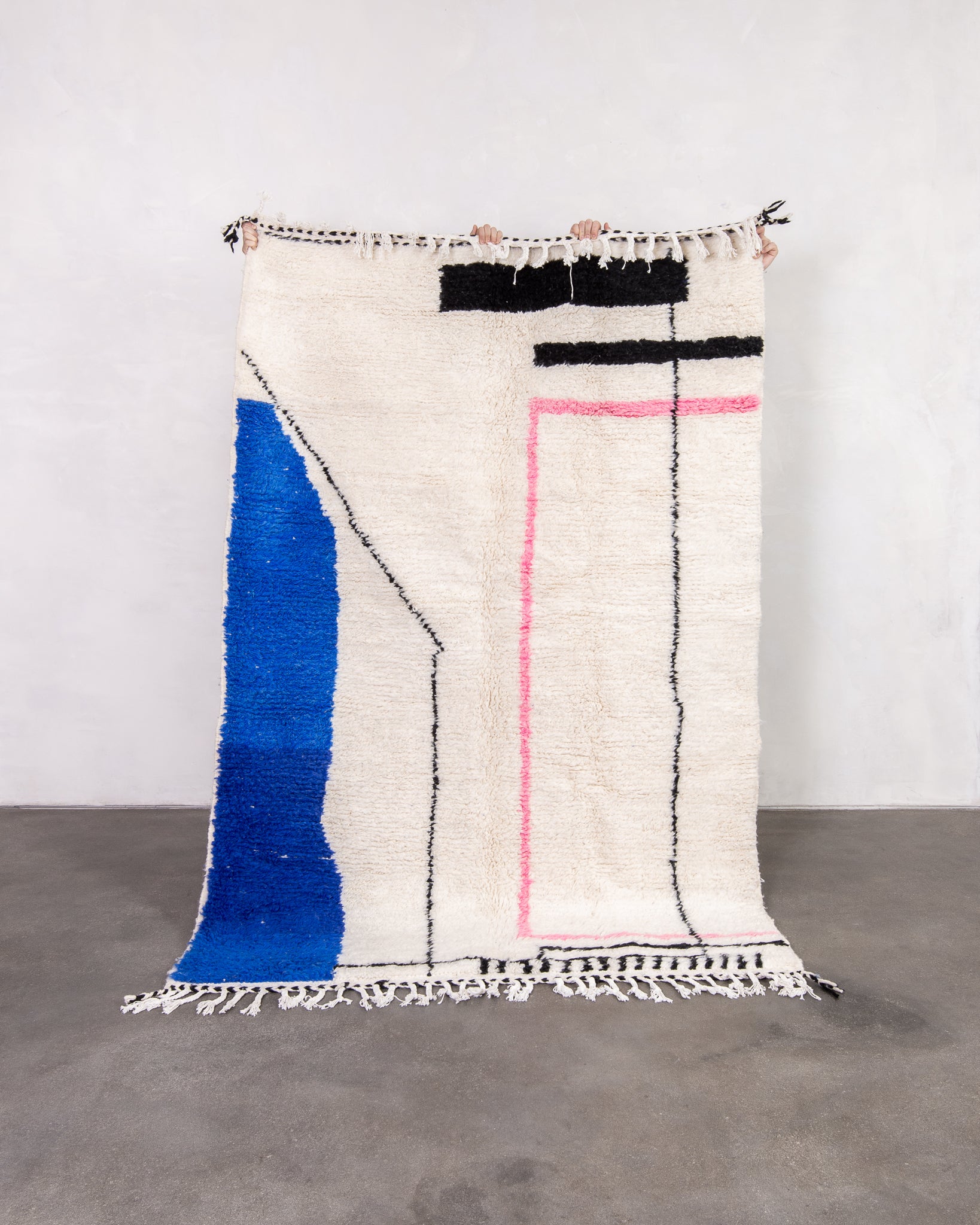 Modern designer handcrafted Berber rug from morocco Beniourain with beautiful colors and patterns