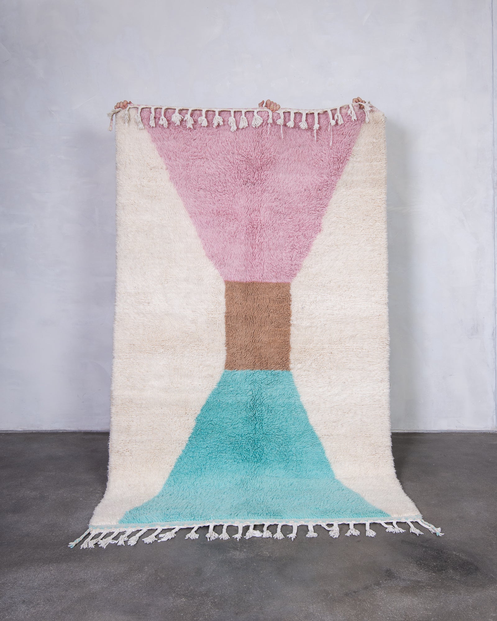 Modern designer handcrafted Berber rug from morocco Beniourain with beautiful colors and patterns