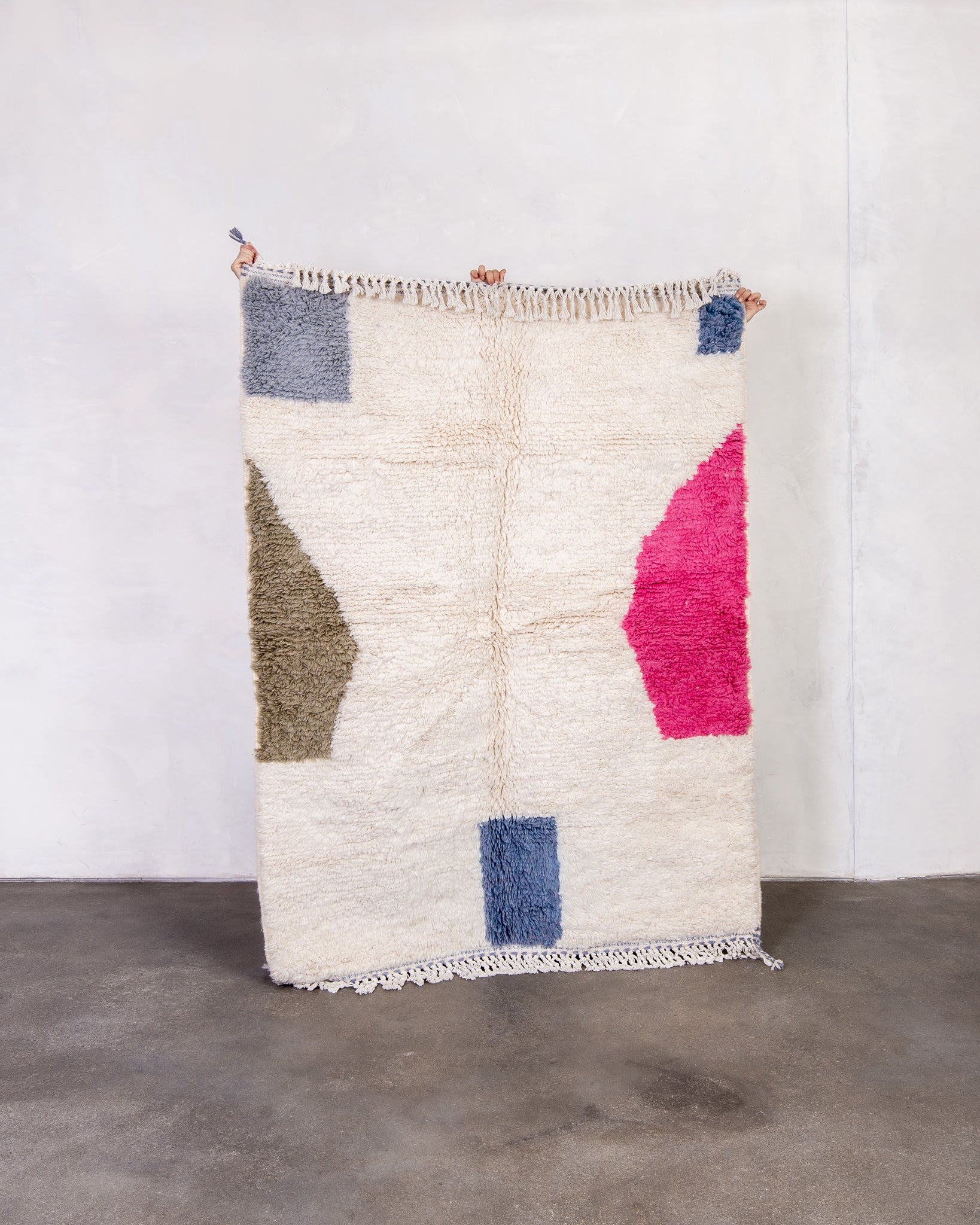 Modern designer handcrafted Berber rug from morocco Beniourain with beautiful colors and patterns