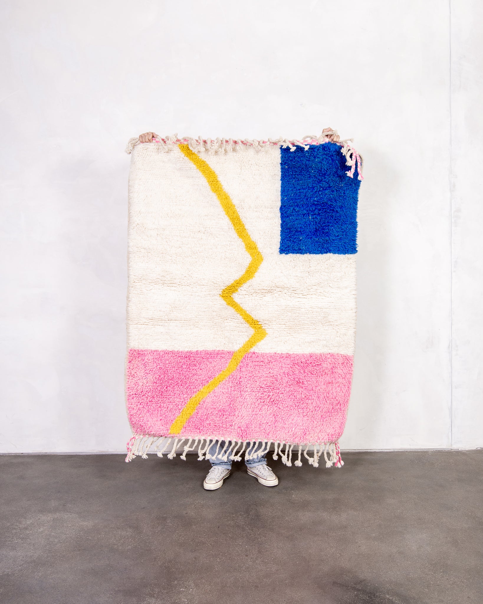 Modern designer handcrafted Berber rug from morocco Beniourain with beautiful colors and patterns