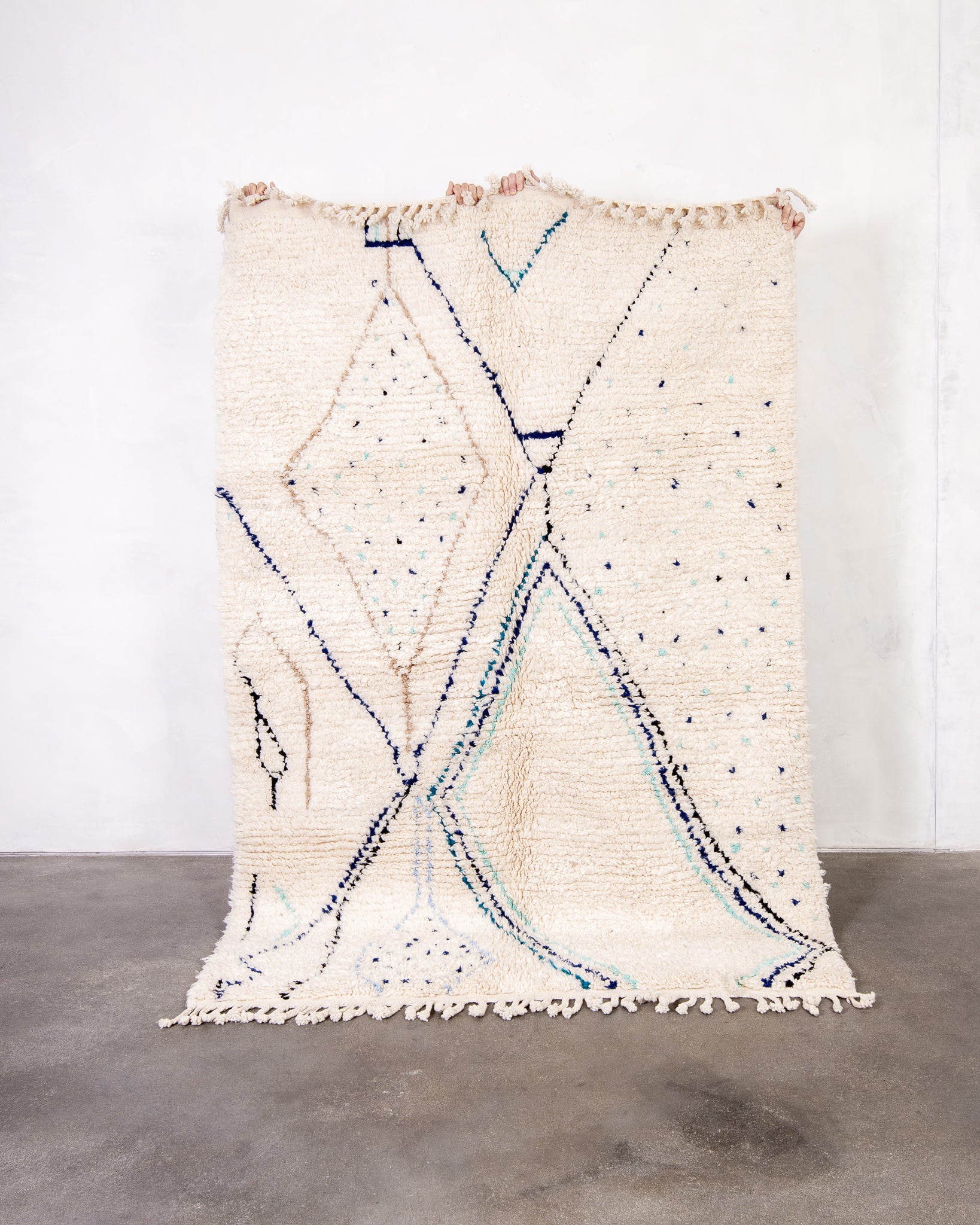 Modern designer handcrafted Berber rug from morocco Beniourain with beautiful colors and patterns